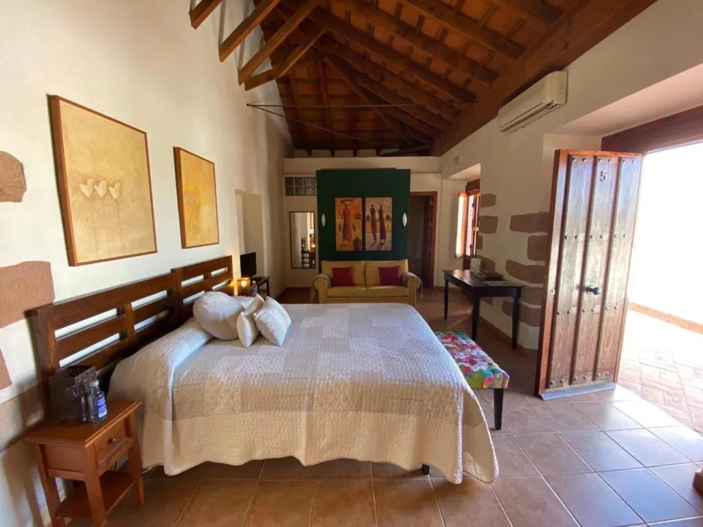 Photo of the whole room, Bed in Molino La Nava