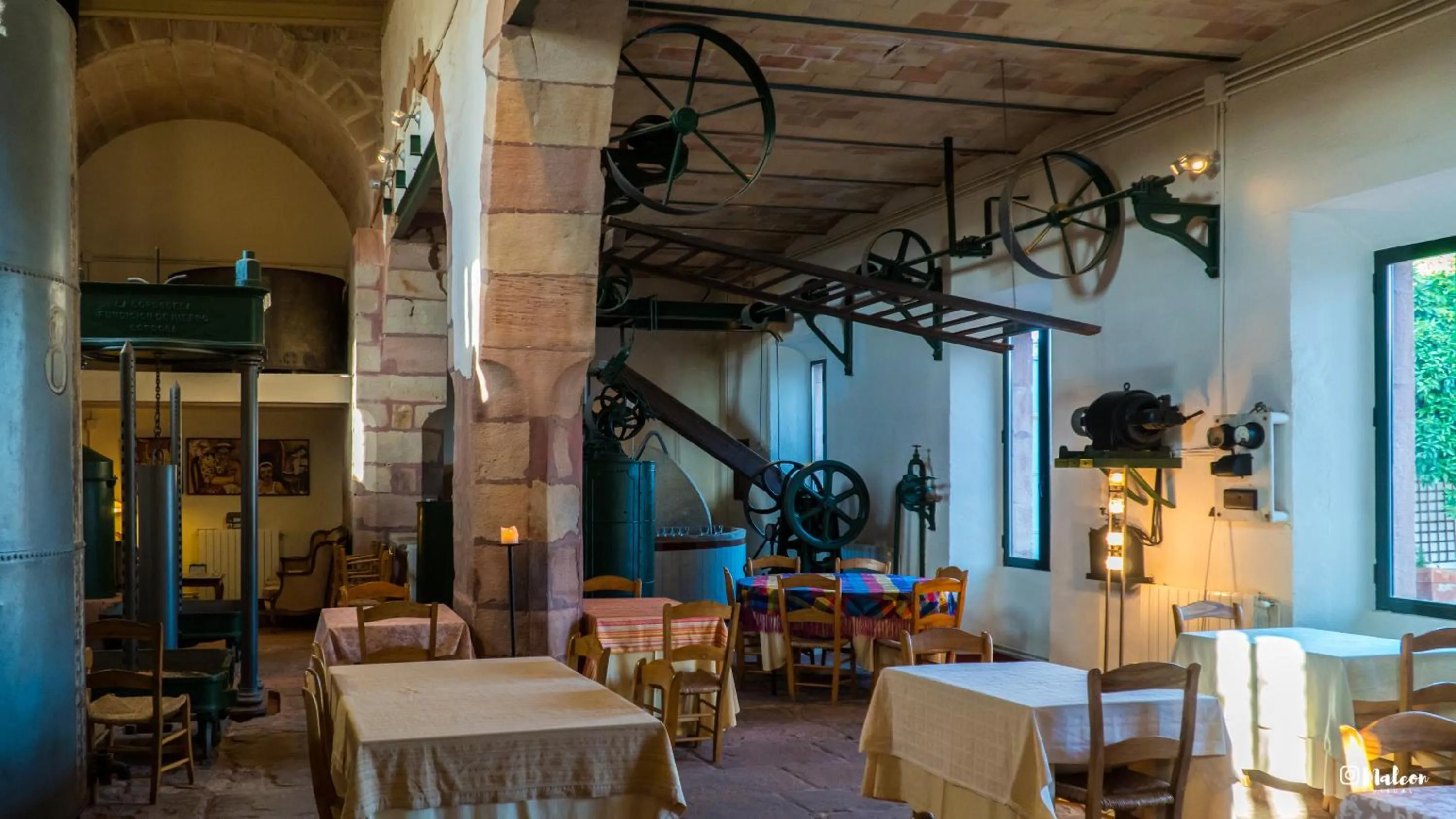 Restaurant/places to eat in Molino La Nava