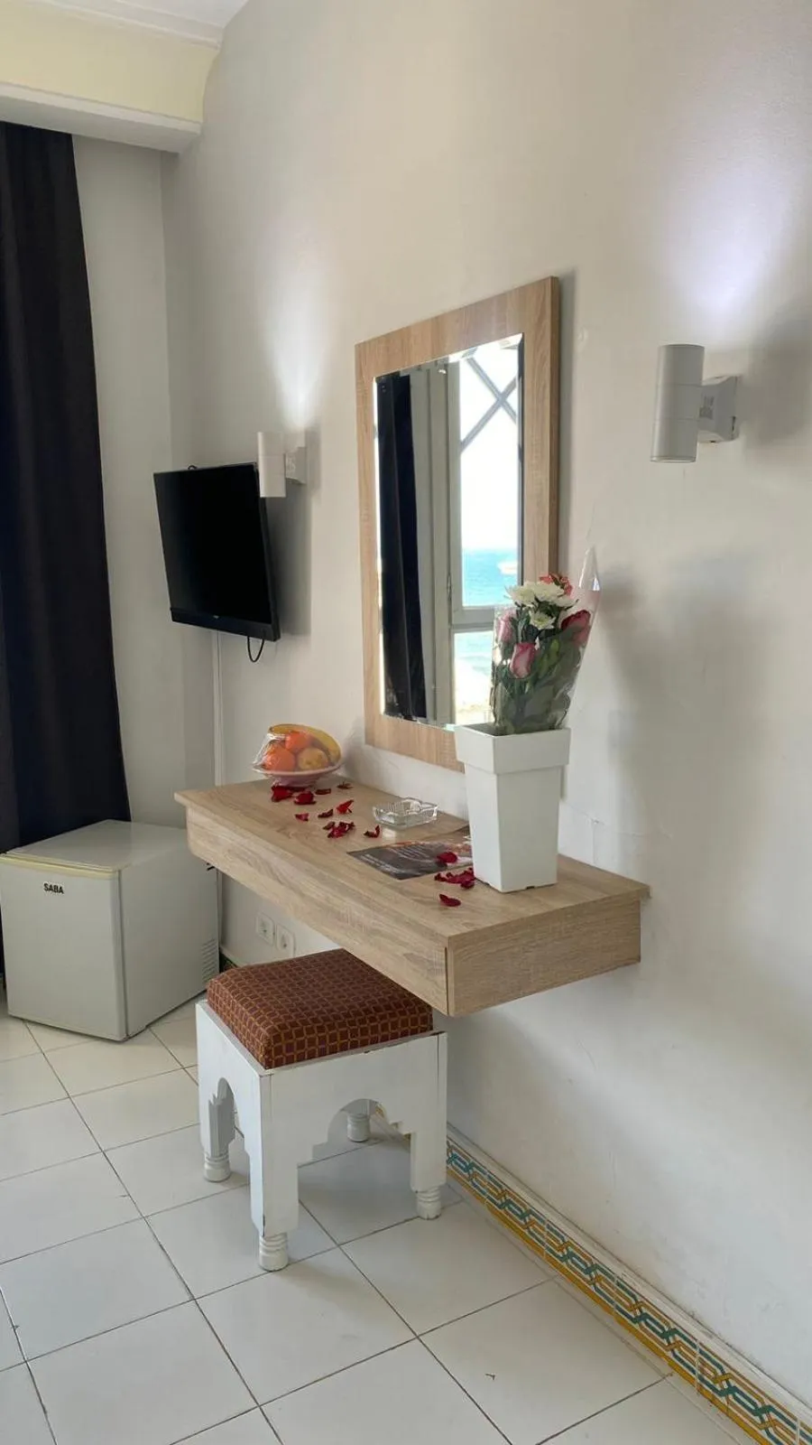 TV and multimedia in Hotel Mezri