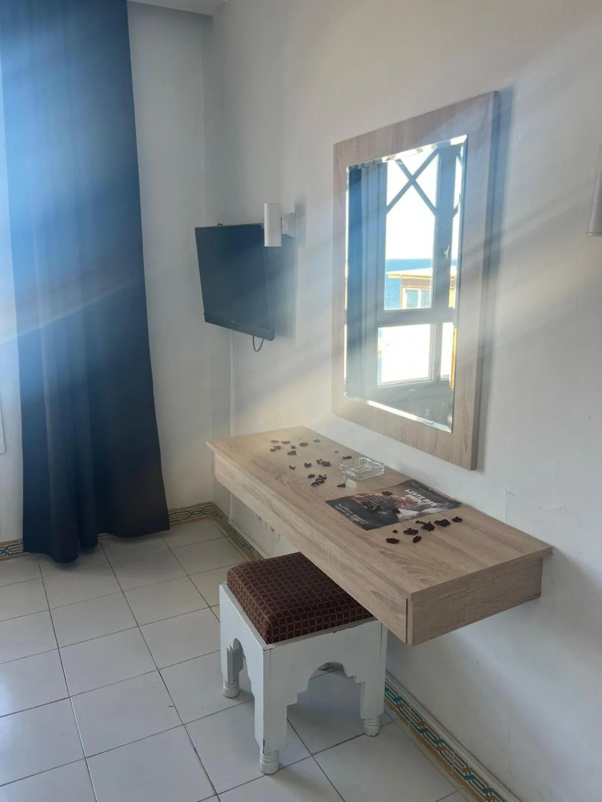 TV and multimedia in Hotel Mezri