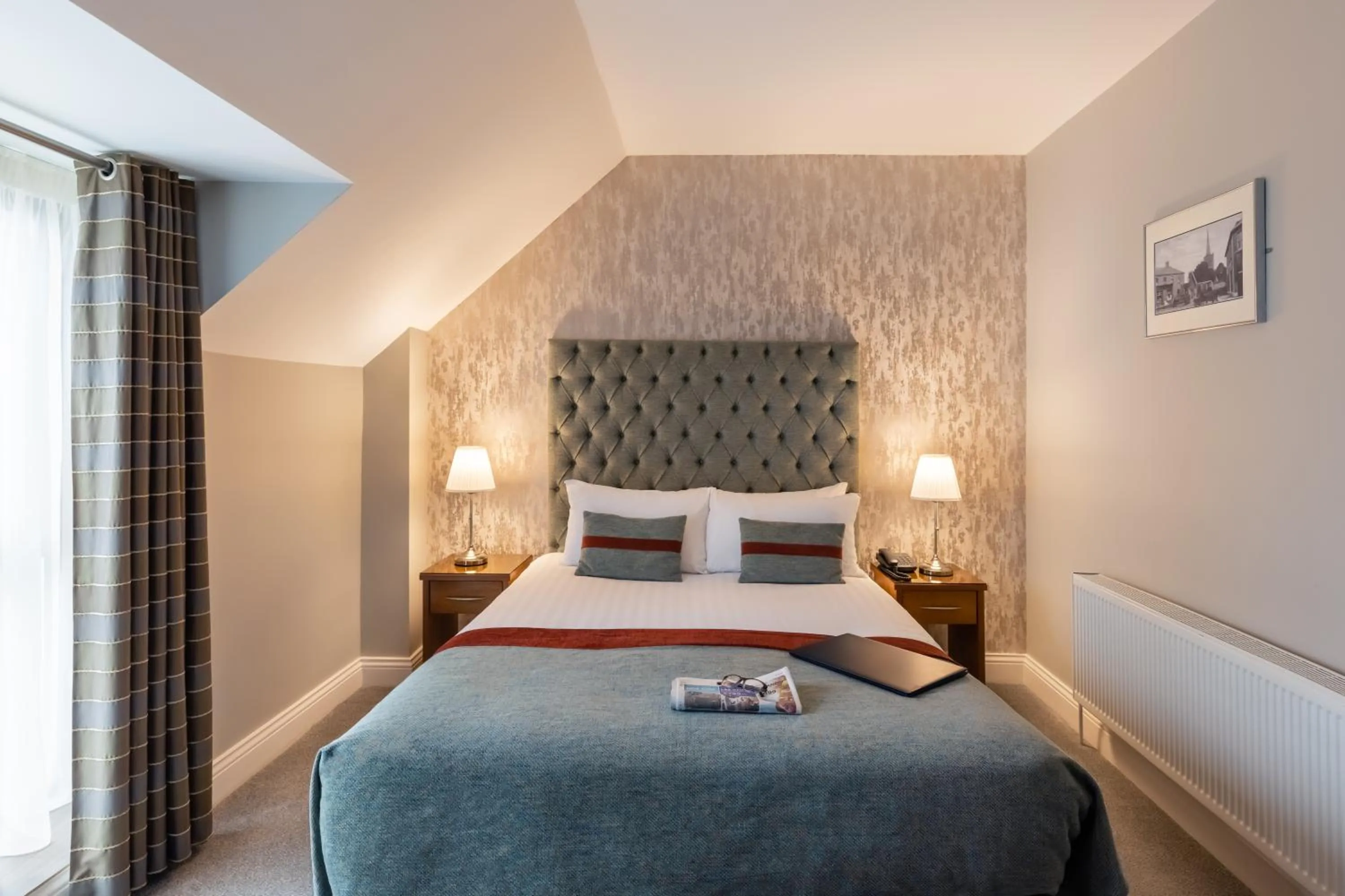 Bedroom, Bed in Raheen Woods Hotel