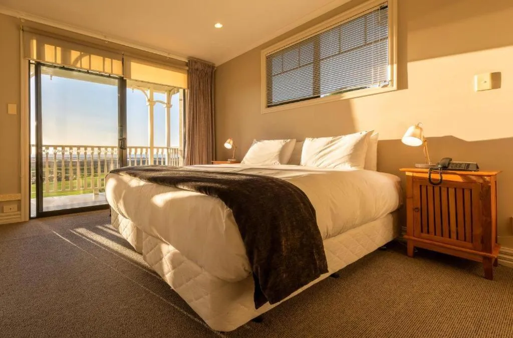 Bed in Carrington Estate