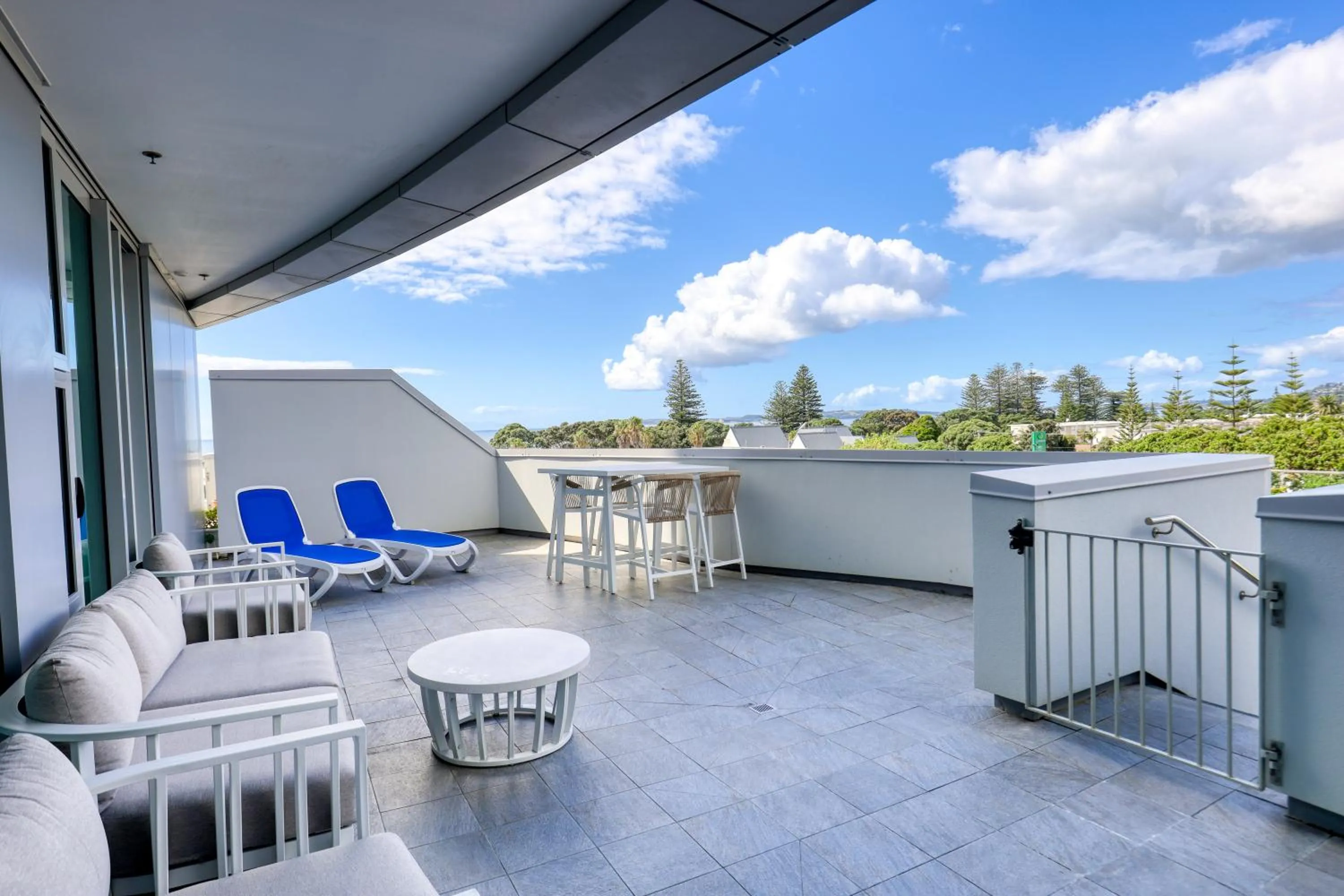 Balcony/Terrace in Marsden Suites Nautilus Orewa