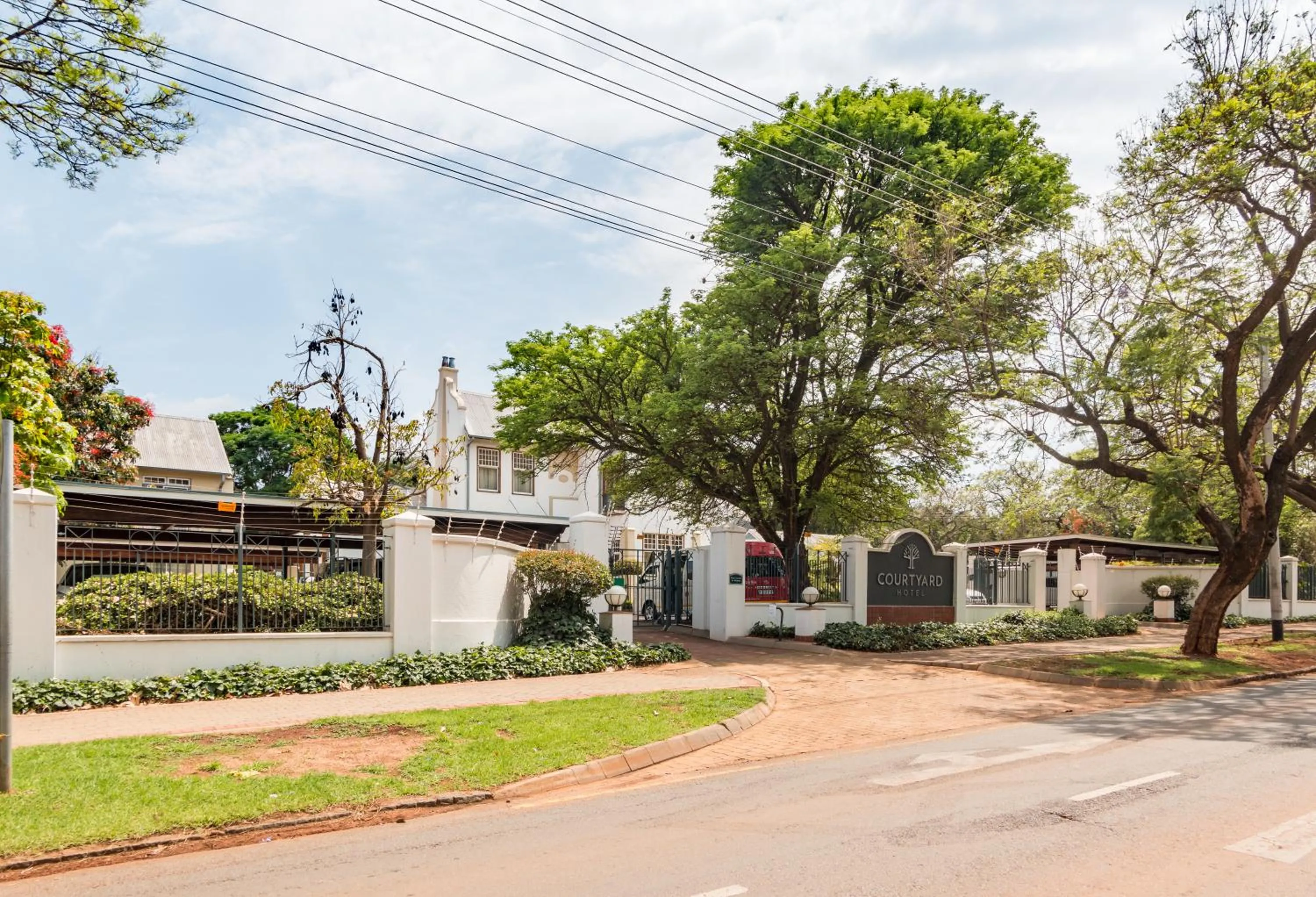 Property building in Courtyard Hotel Arcadia