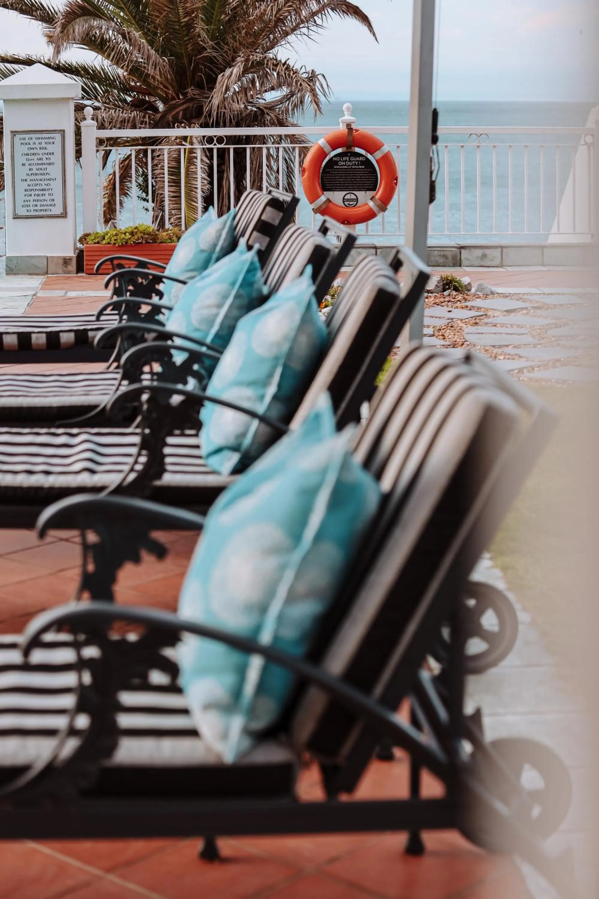 sunbed in Courtyard Hotel Gqeberha