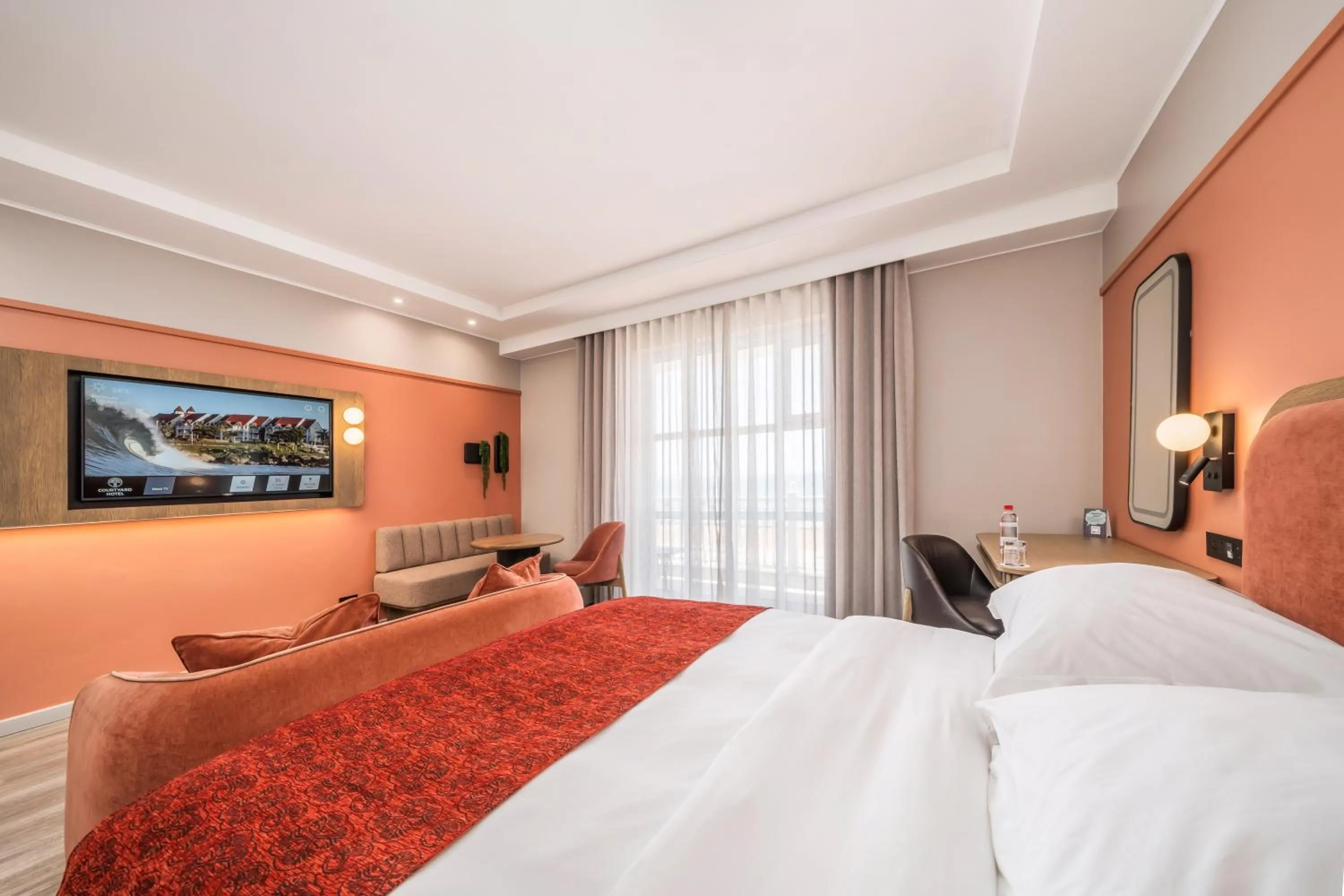 Bedroom, Bed in Courtyard Hotel Gqeberha