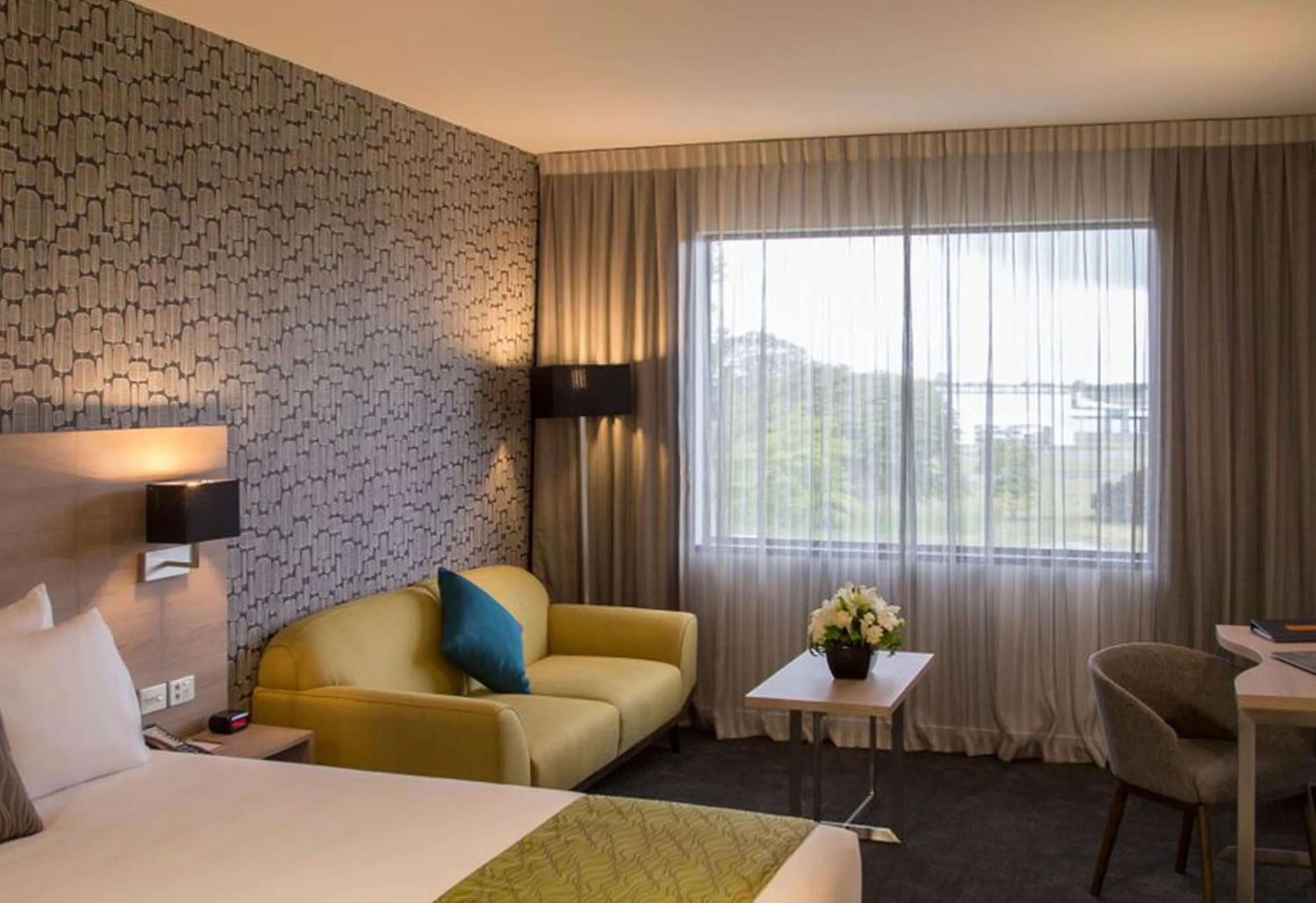 Bedroom, Bed in Sudima Hotel Christchurch Airport