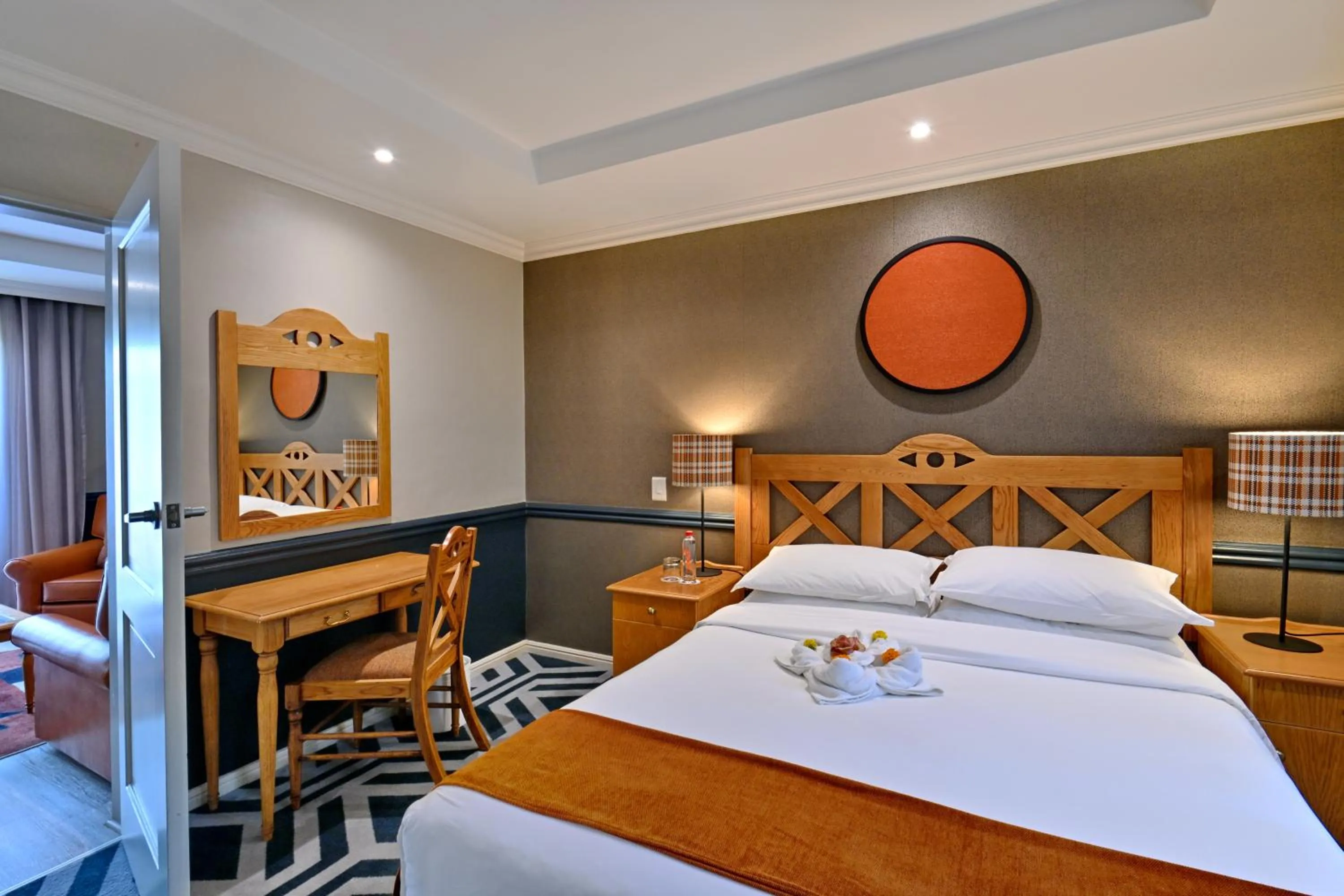Bedroom, Bed in Courtyard Hotel Rosebank