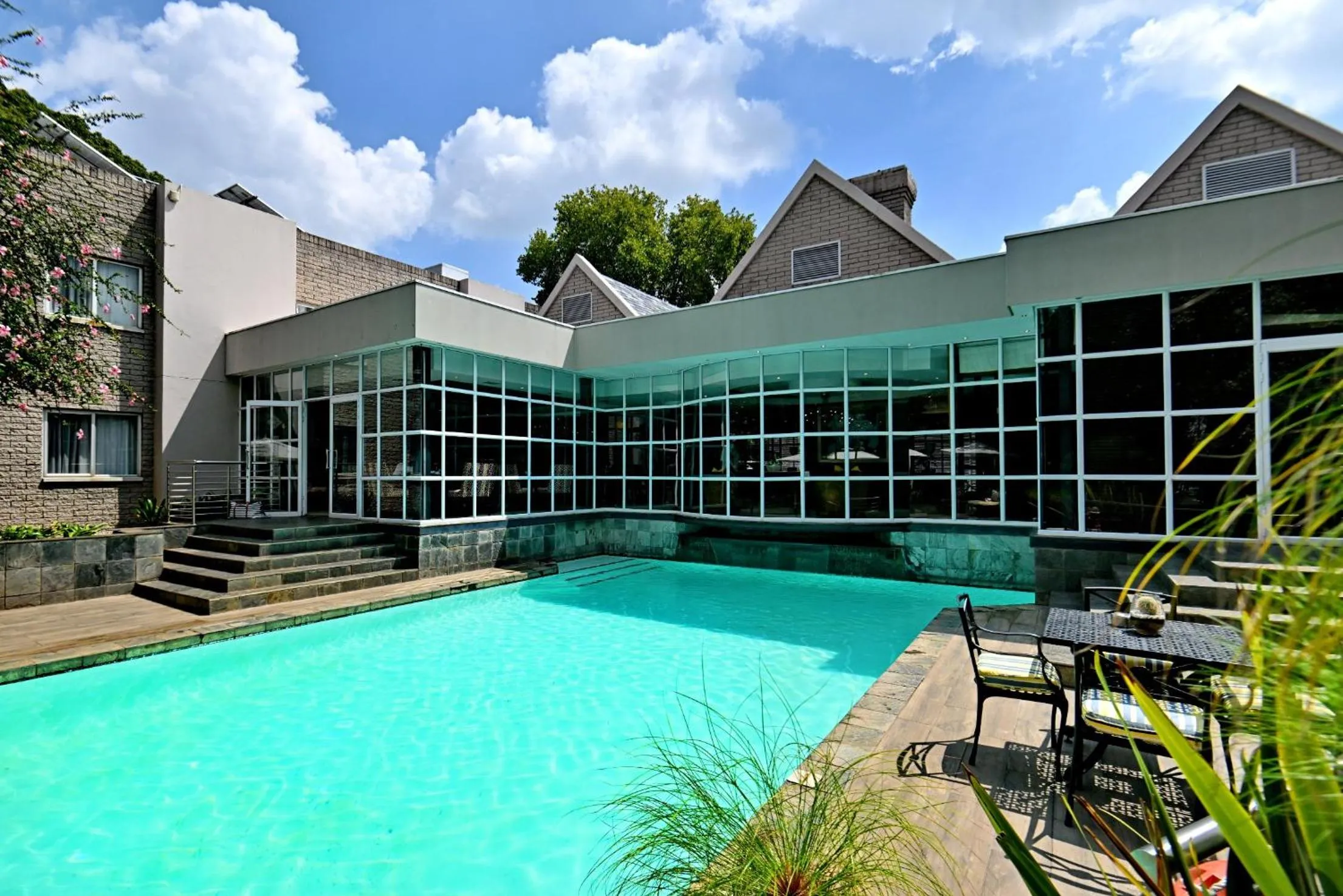Swimming pool in City Lodge Hotel Bryanston