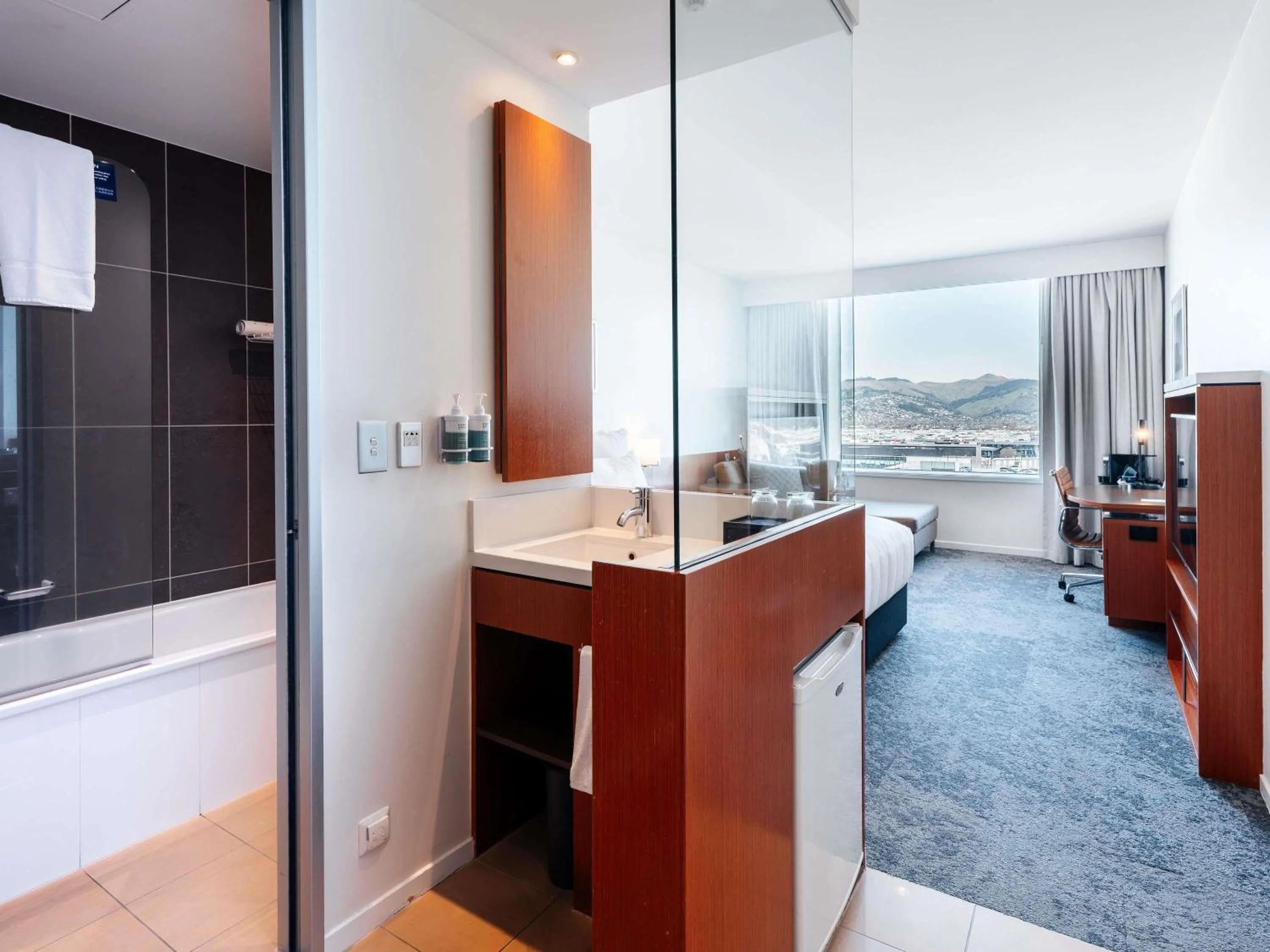 Bedroom in Novotel Christchurch Cathedral Square