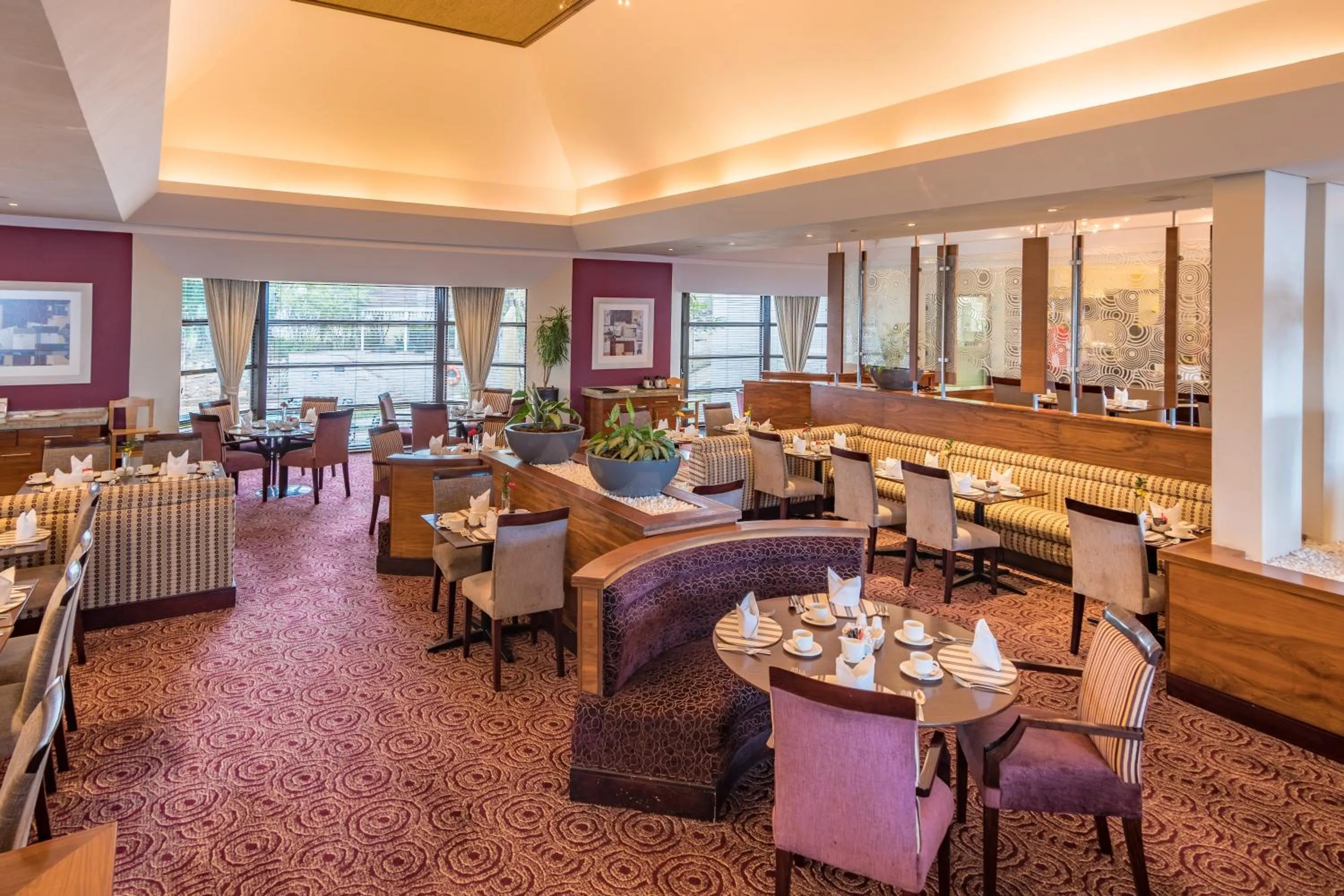 Restaurant/places to eat in City Lodge Hotel Gqeberha