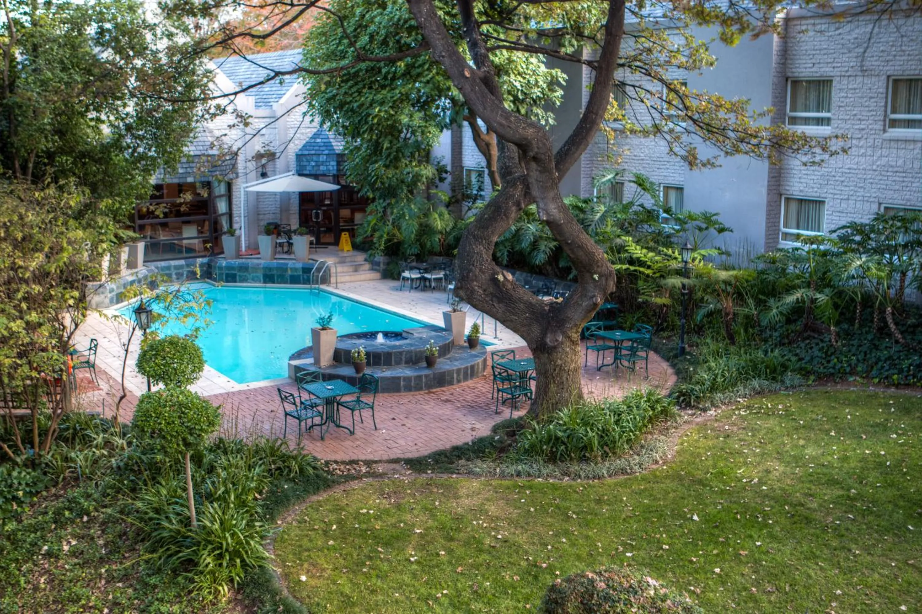 Patio in City Lodge Hotel Sandton, Katherine Street