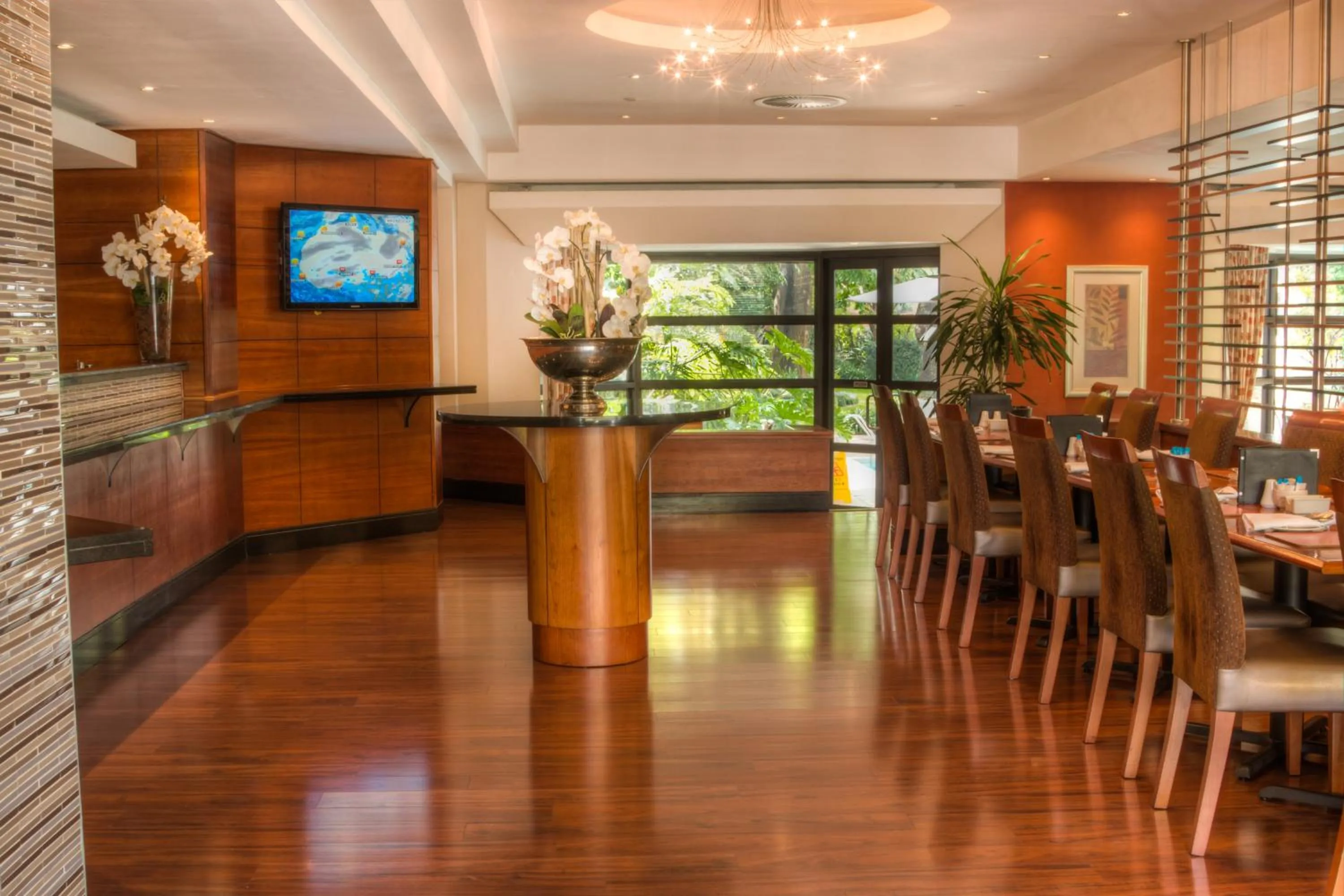Lounge or bar in City Lodge Hotel Sandton, Katherine Street