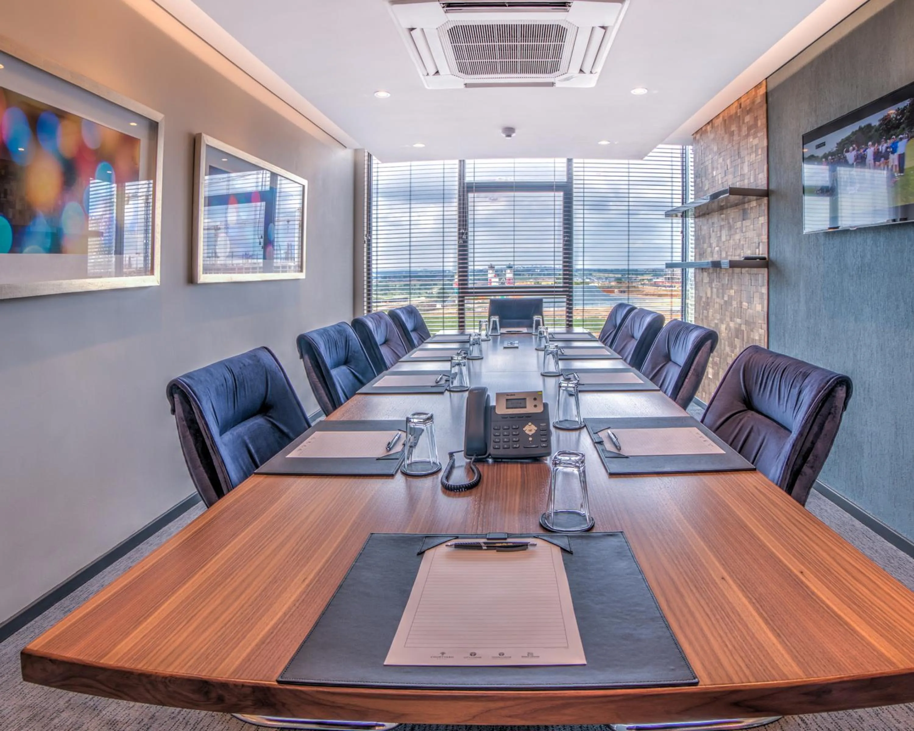 Meeting/conference room in City Lodge Hotel Waterfall City