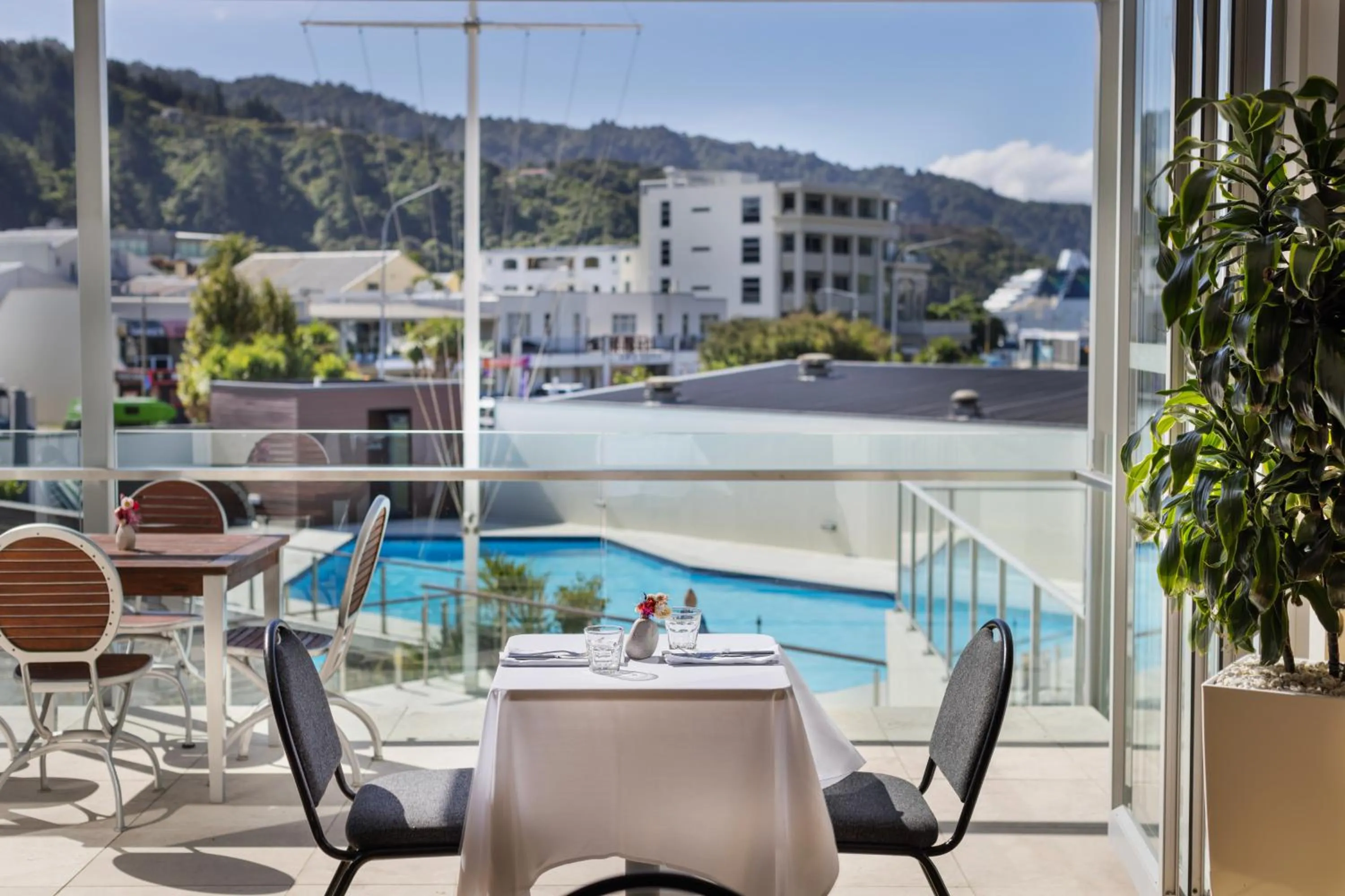 Restaurant/places to eat in Edit Picton