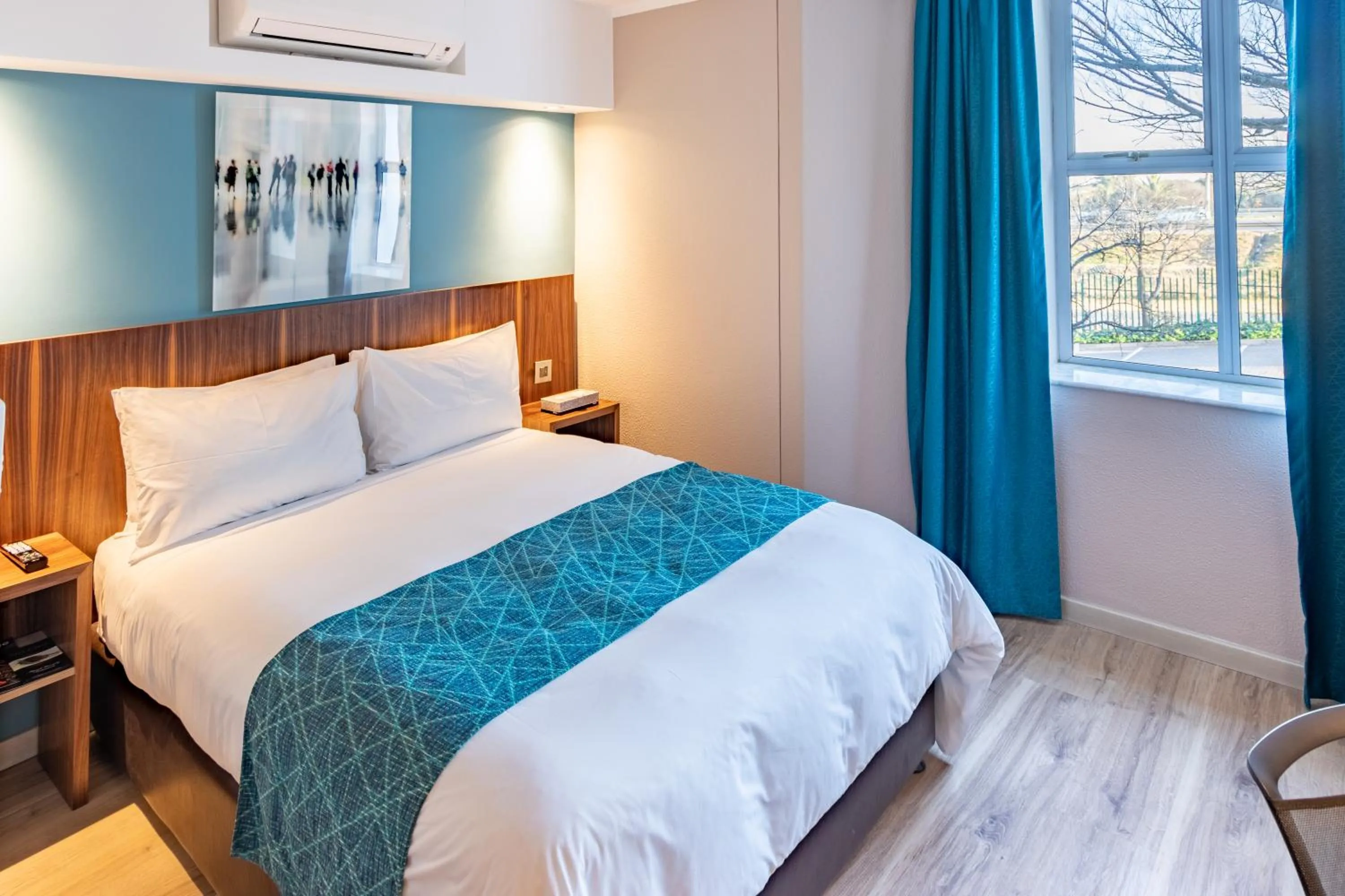 Bed in Town Lodge Johannesburg Airport