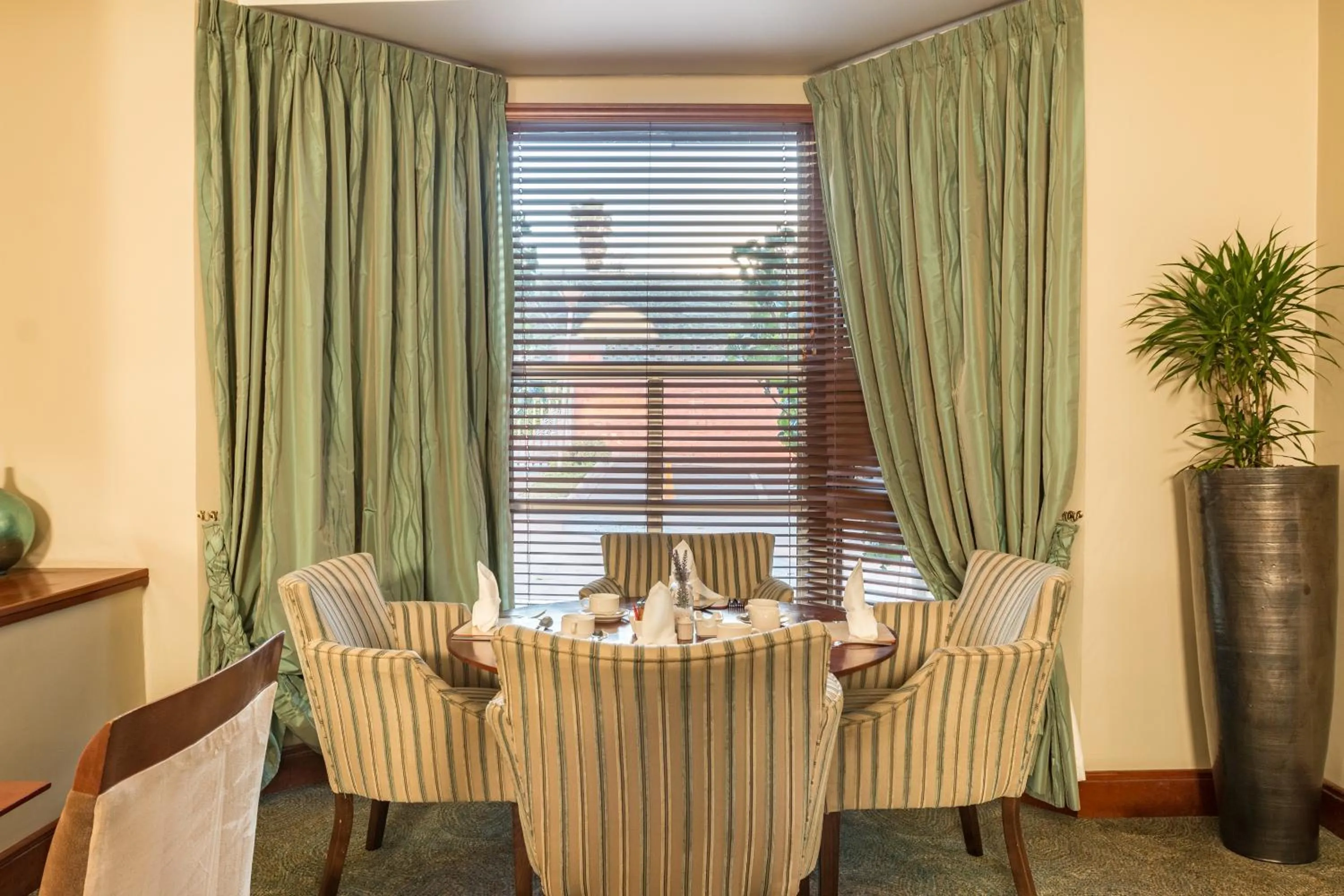 Restaurant/places to eat in Town Lodge Roodepoort