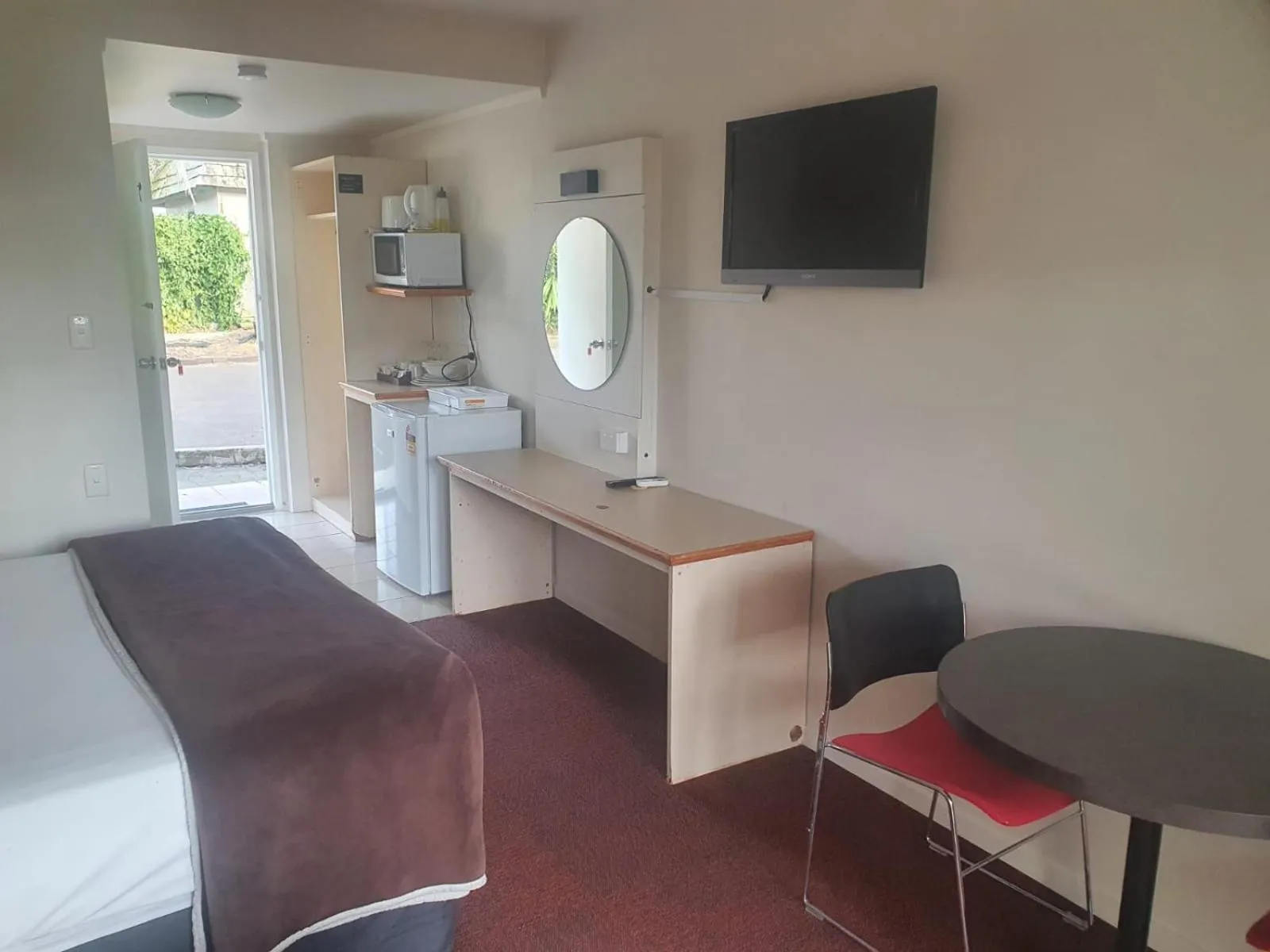 TV and multimedia in Ascot Epsom Motel