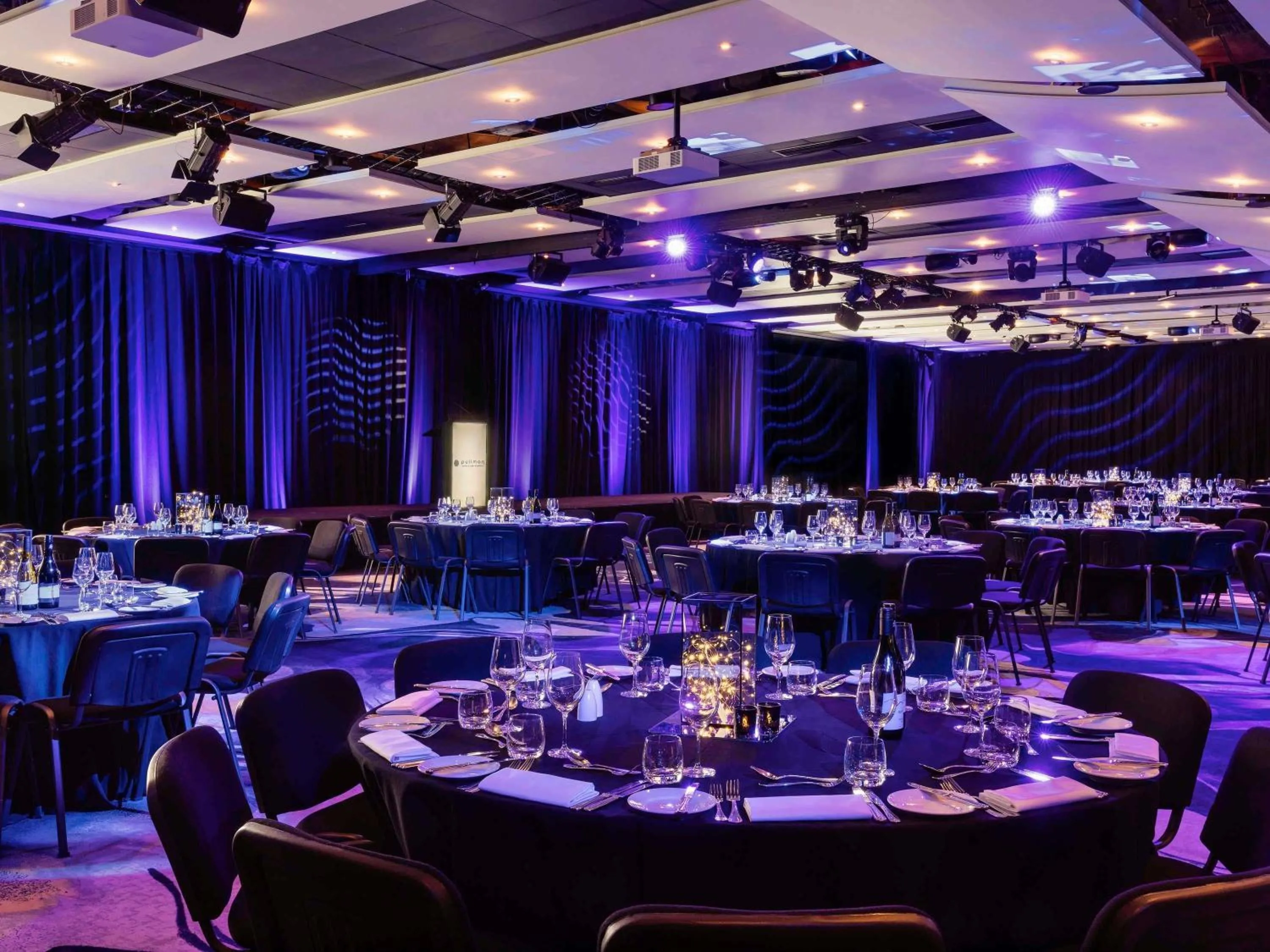 Meeting/conference room in Pullman Auckland Hotel & Apartments