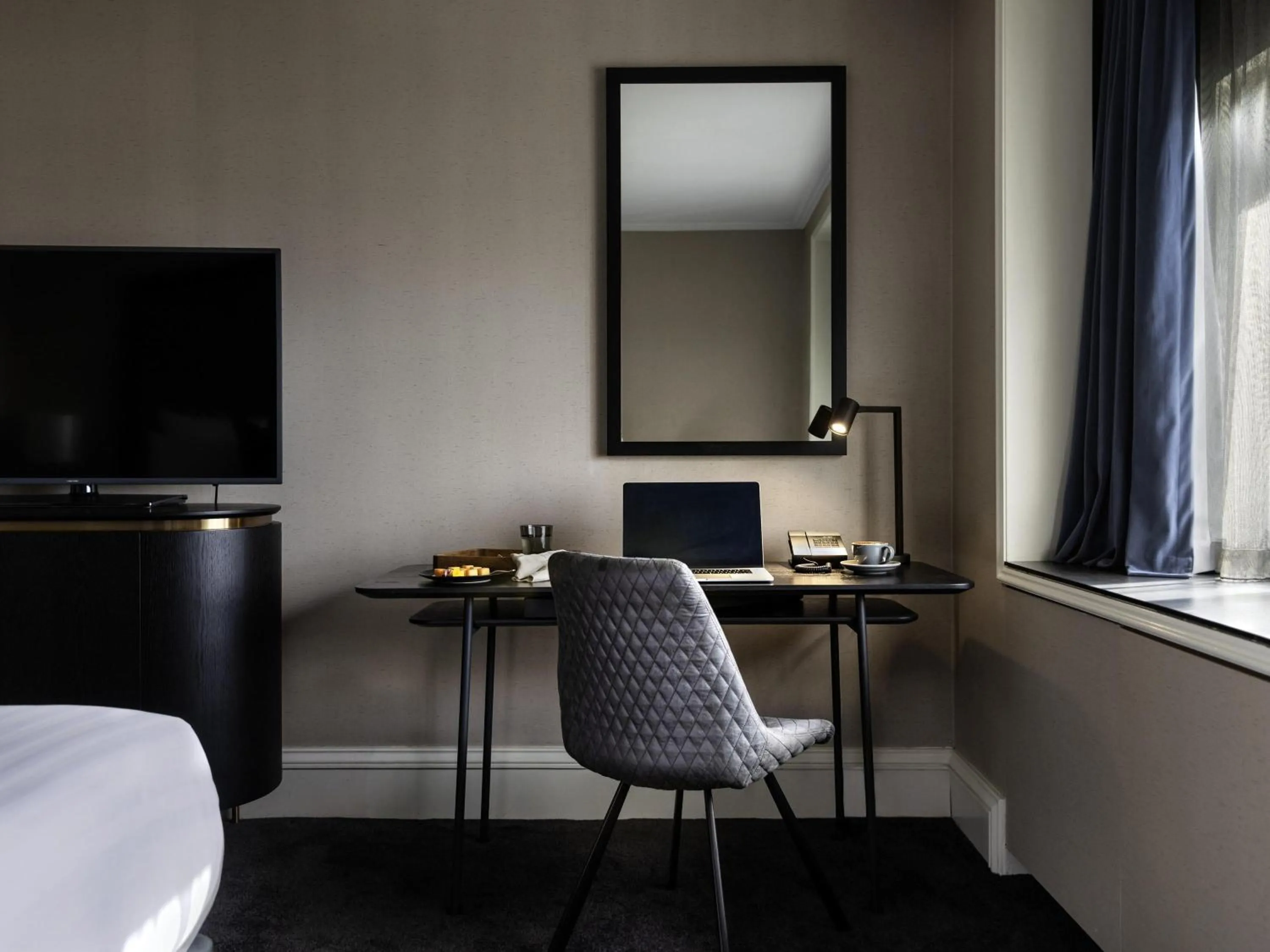 Bedroom in Pullman Auckland Hotel & Apartments