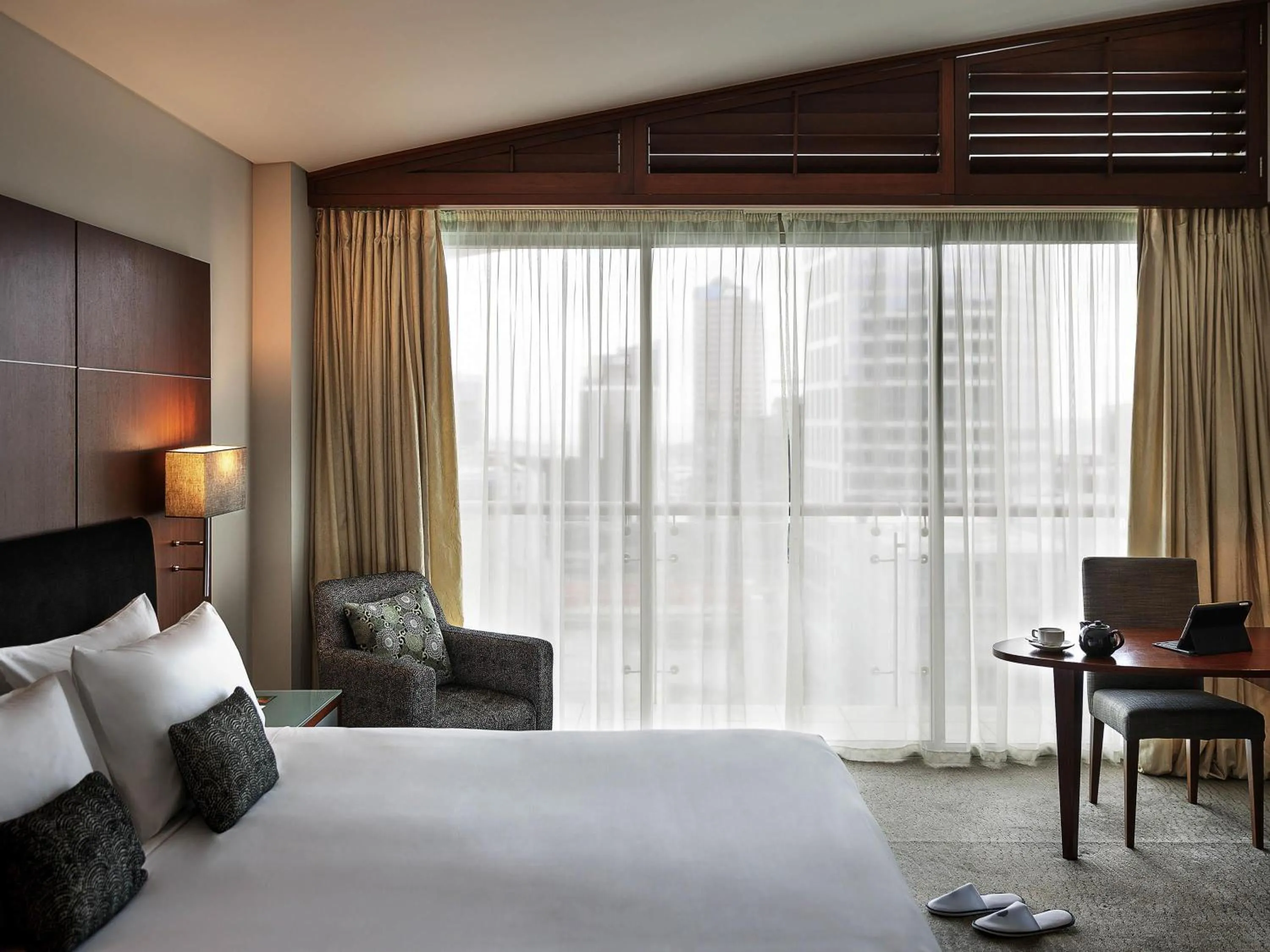 Bedroom, Bed in Pullman Auckland Hotel & Apartments