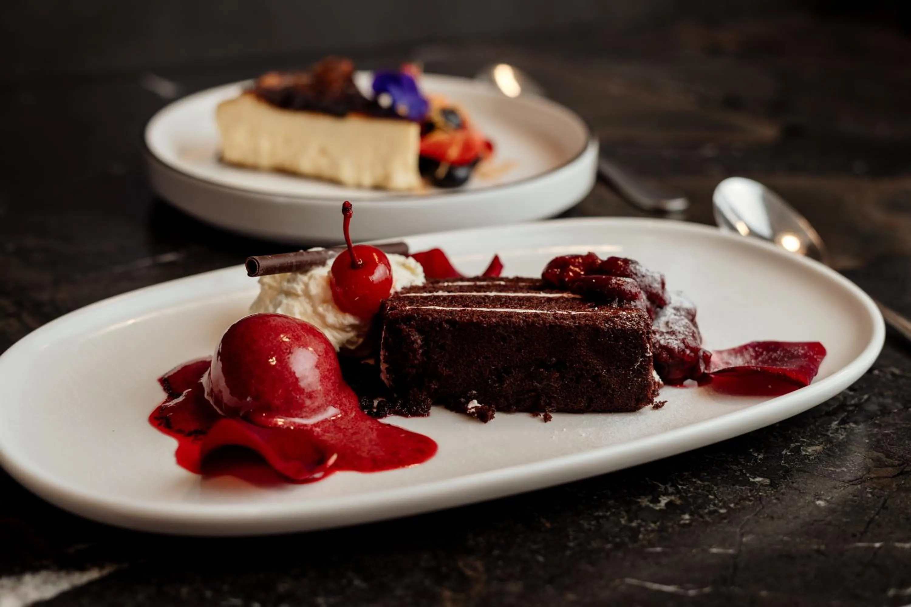 Restaurant/places to eat in Pullman Auckland Hotel & Apartments