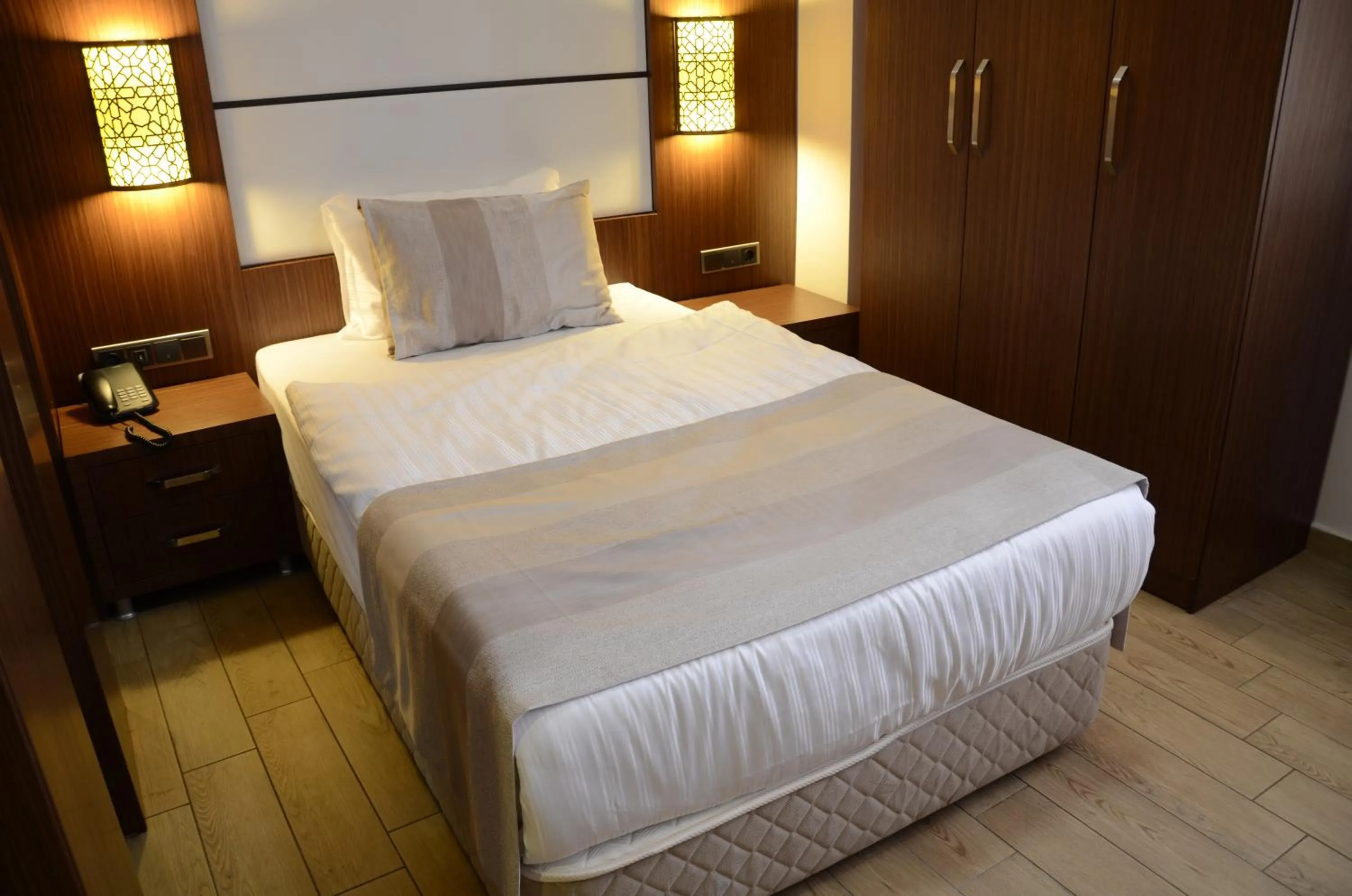 Bed in Safa Royal Museum Hotel