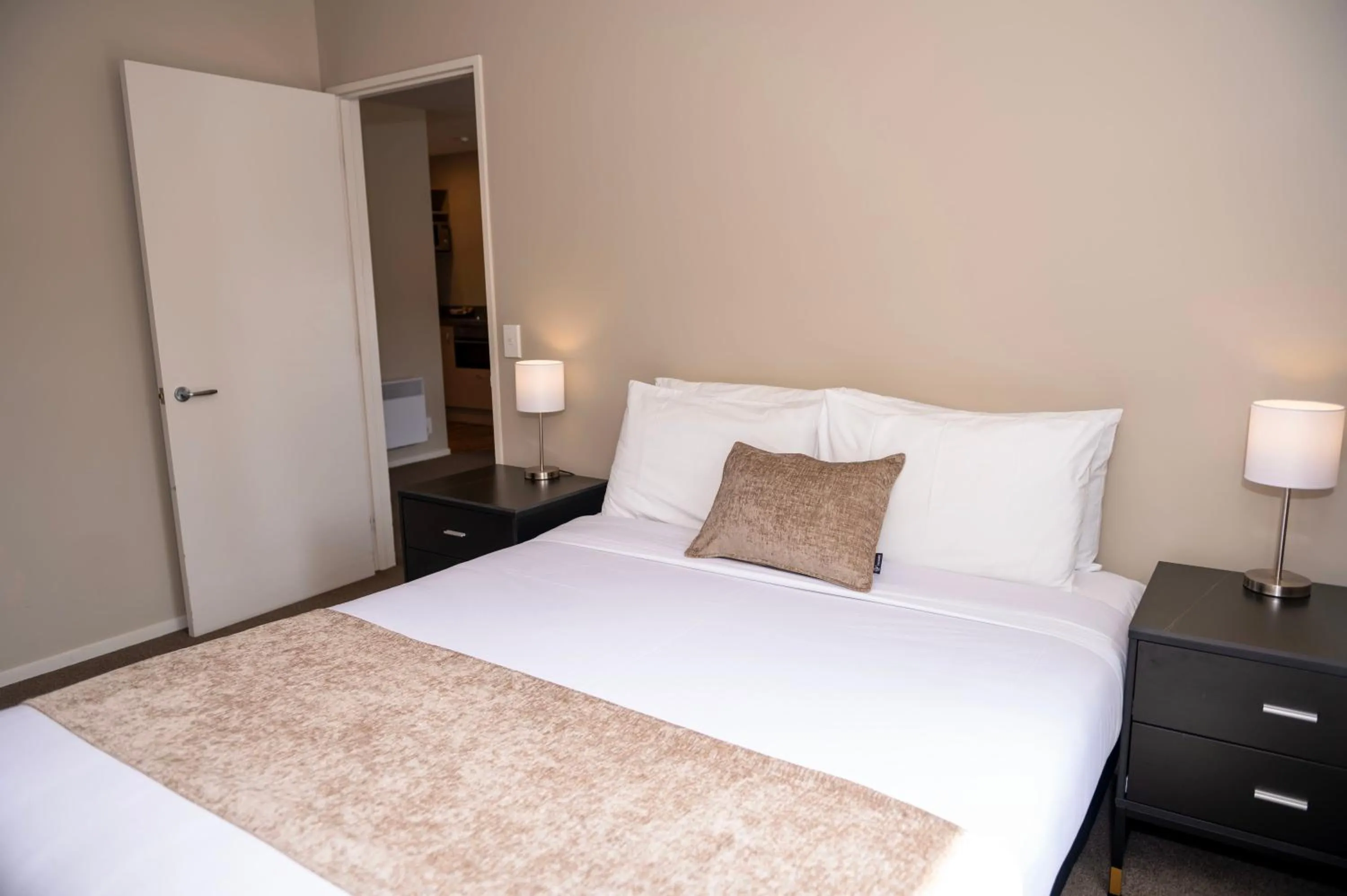 Bedroom, Bed in 58 On Cron Motel