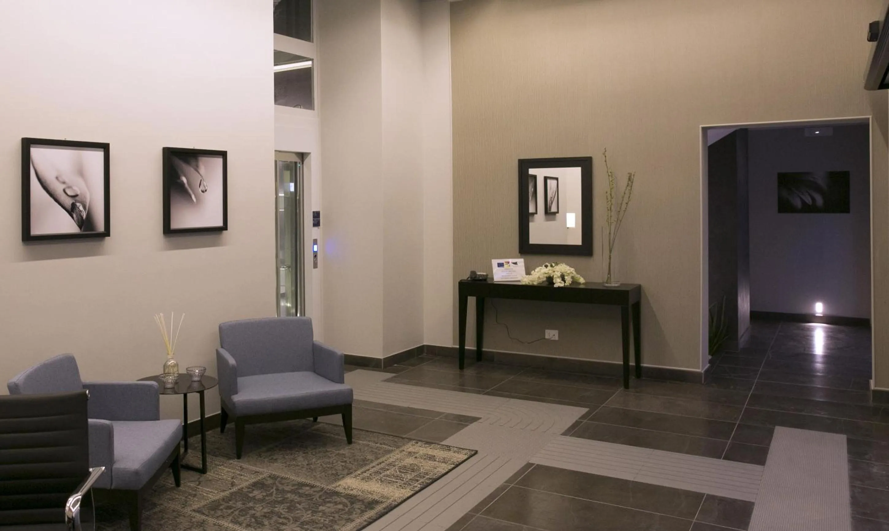 Communal lounge/ TV room in Map holiday residence