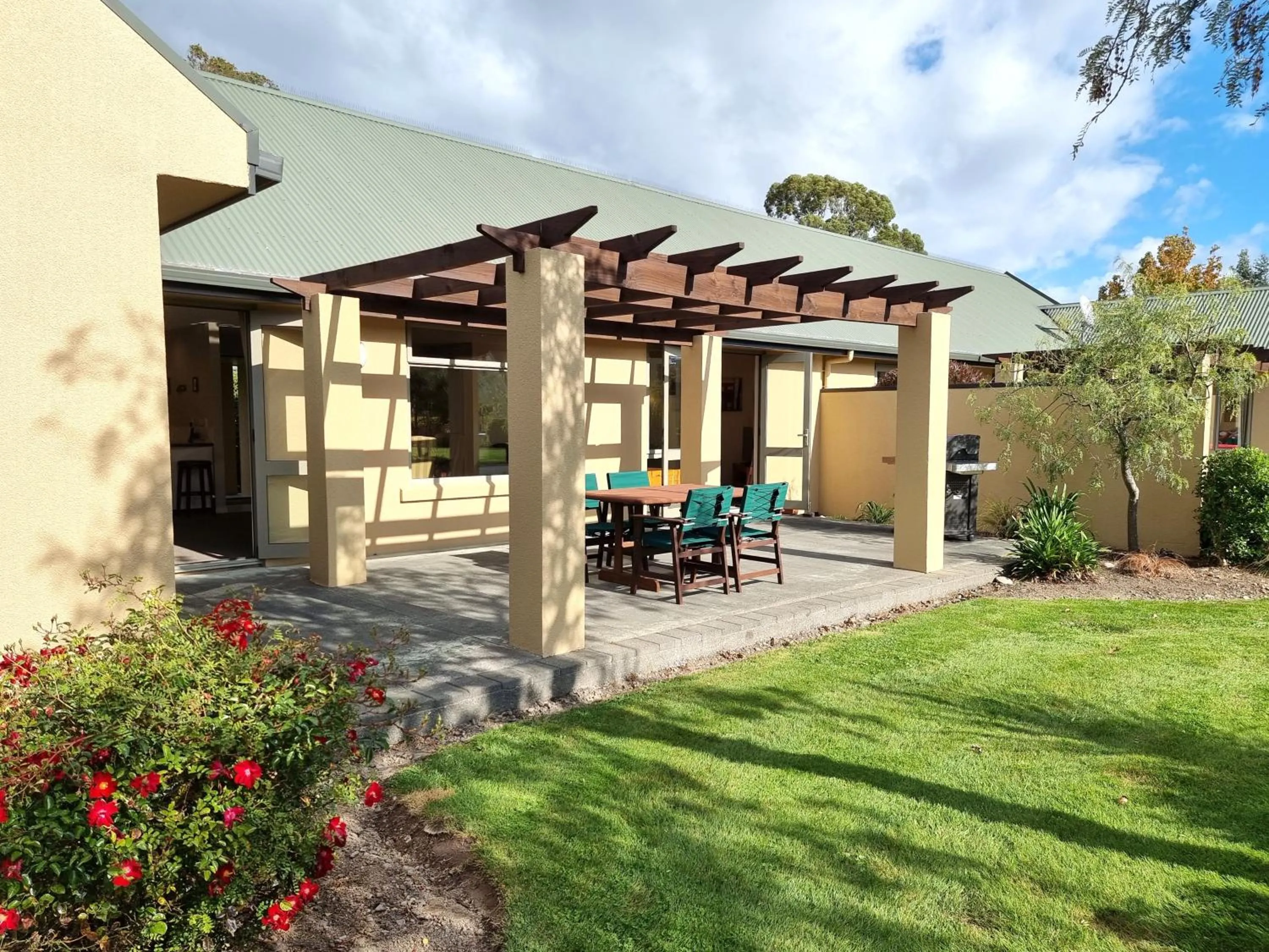 Patio in Vintners Retreat