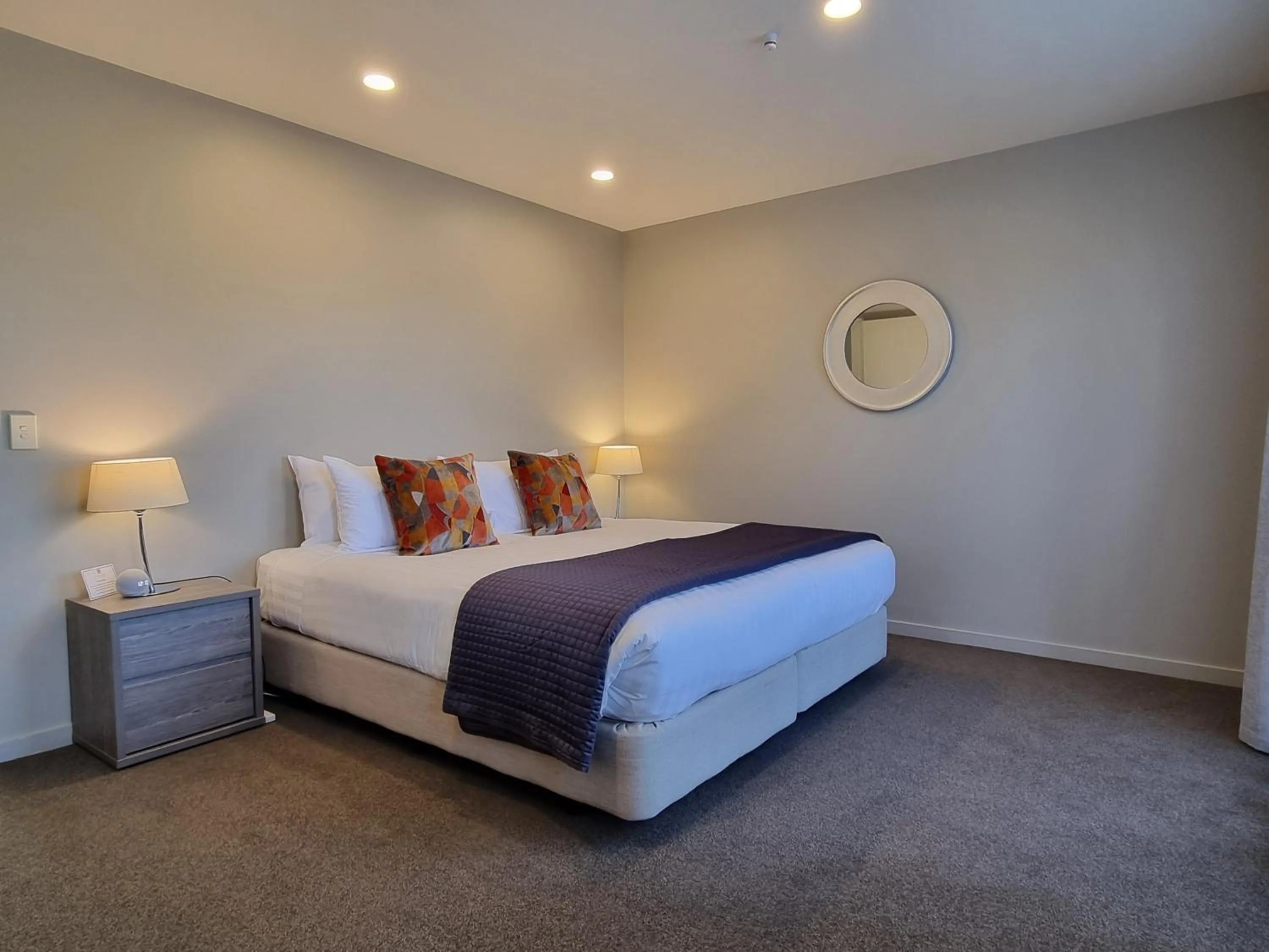 Bedroom, Bed in Vintners Retreat