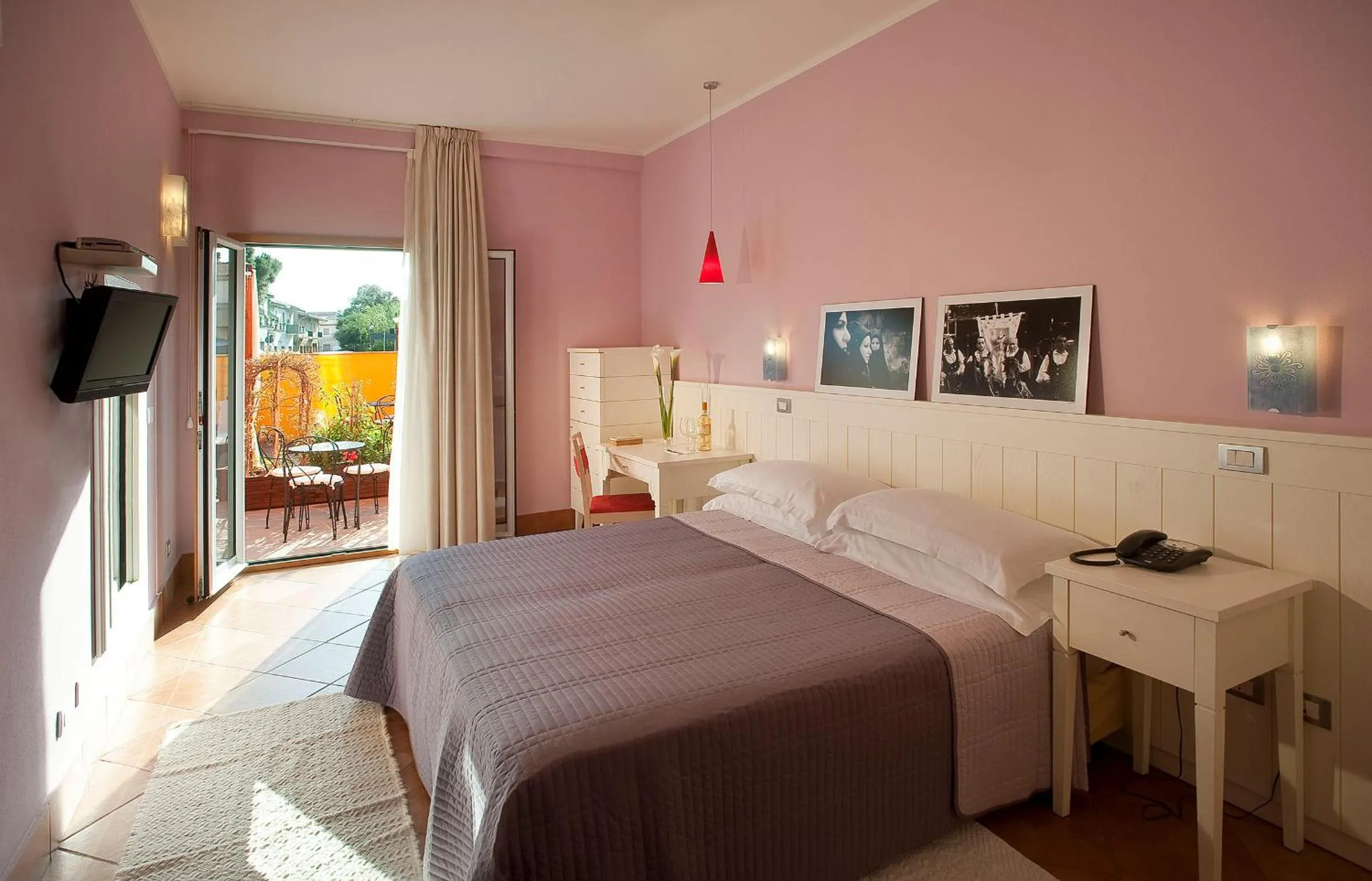 Photo of the whole room, Bed in Marin Hotel