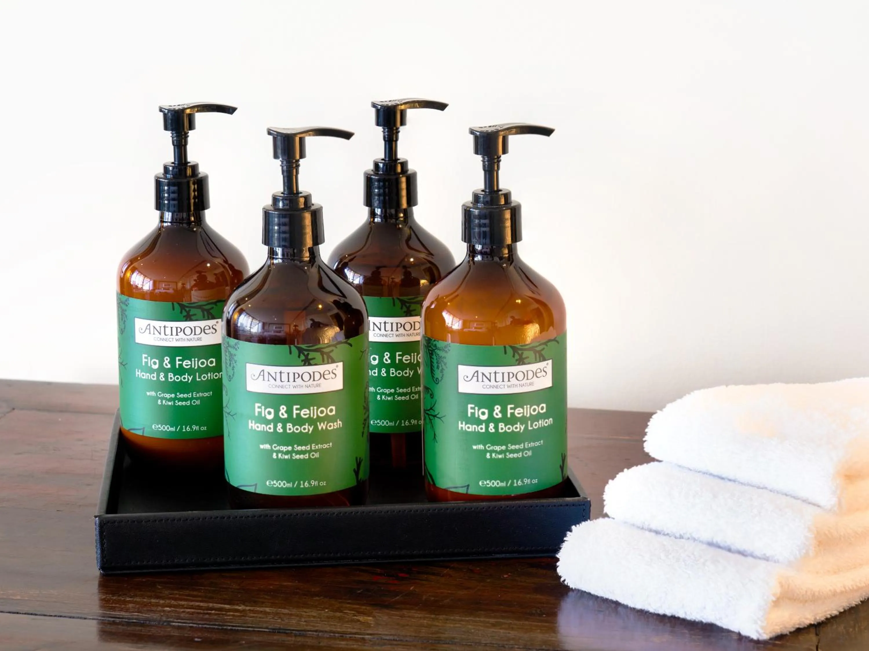 Bathroom in Crowne Plaza Auckland by IHG