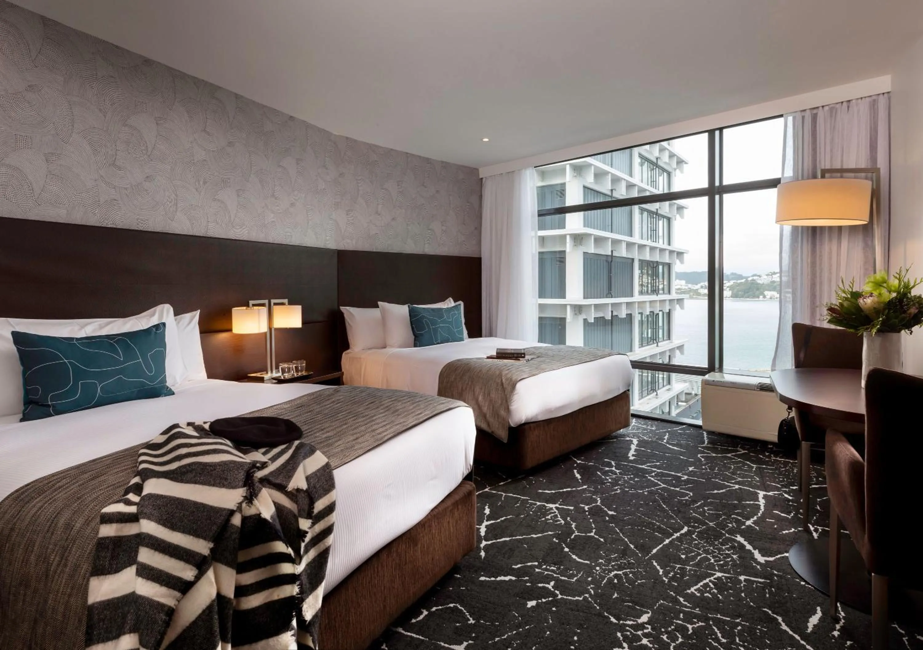 Property building, Bed in Rydges Wellington