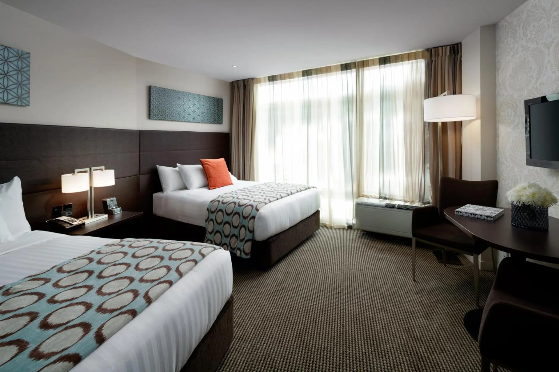 Property building, Bed in Rydges Wellington