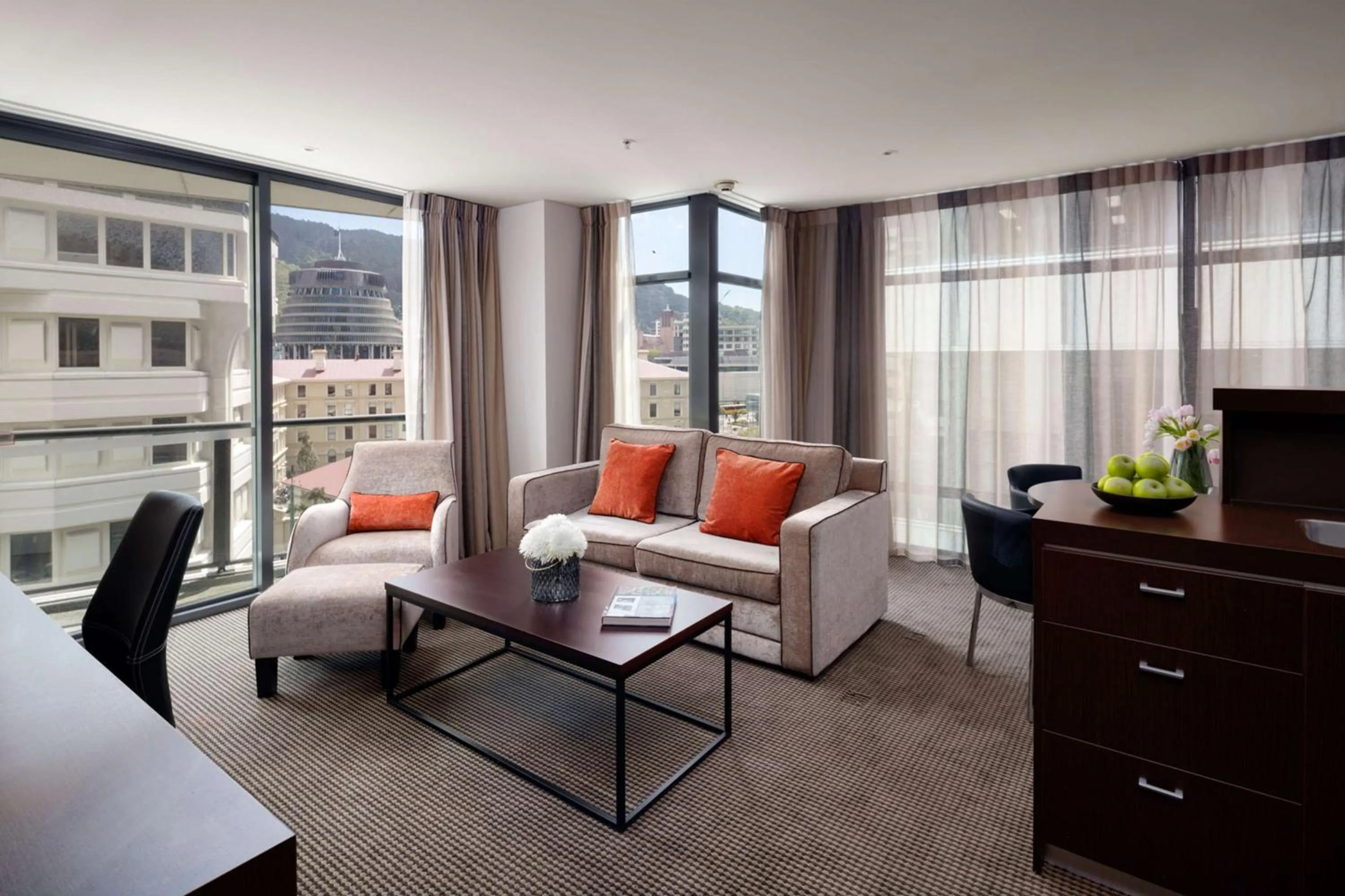 Photo of the whole room in Rydges Wellington