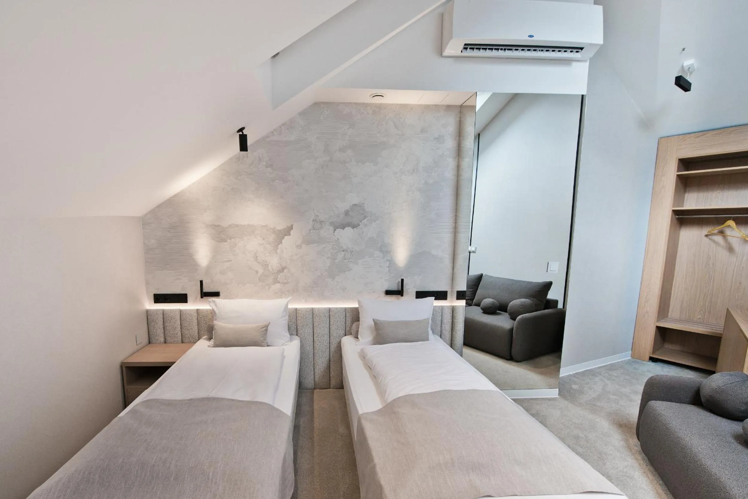 Bed in Hotel Molo Resort