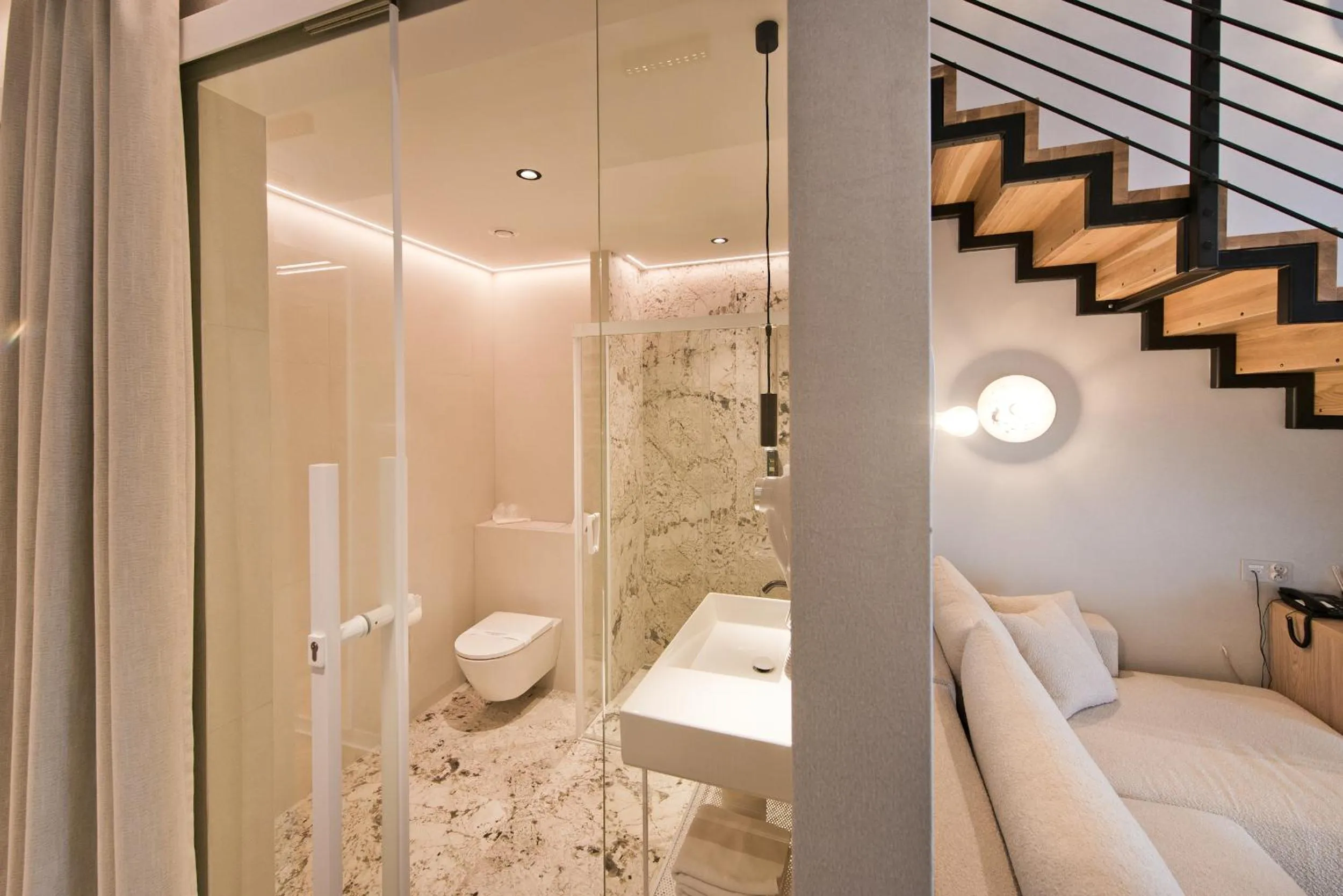 Bed in Hotel Molo Resort