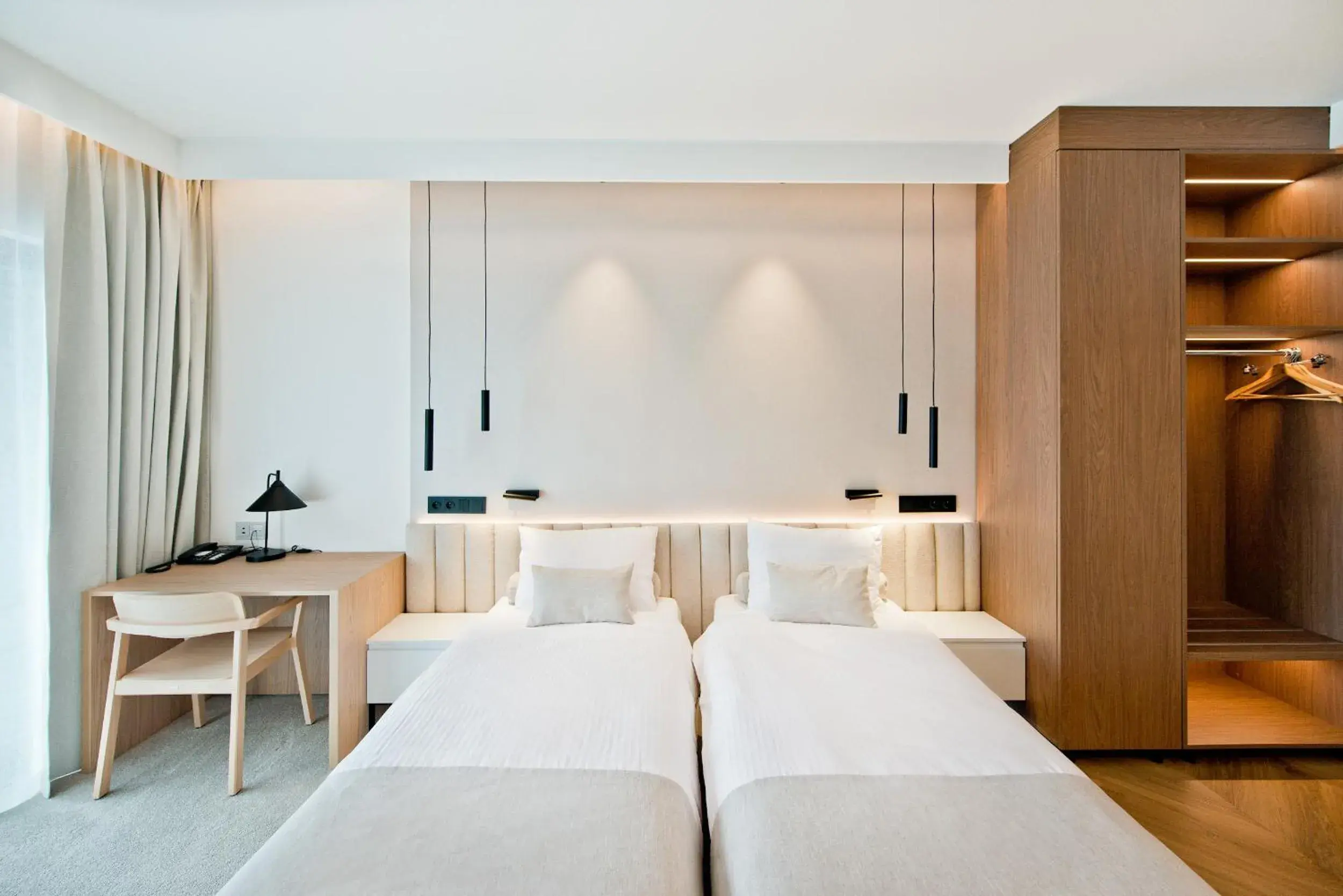 Deluxe Twin Room with Balcony in Hotel Molo Resort Deluxe Twin Room with Balcony in Hotel Molo Resort