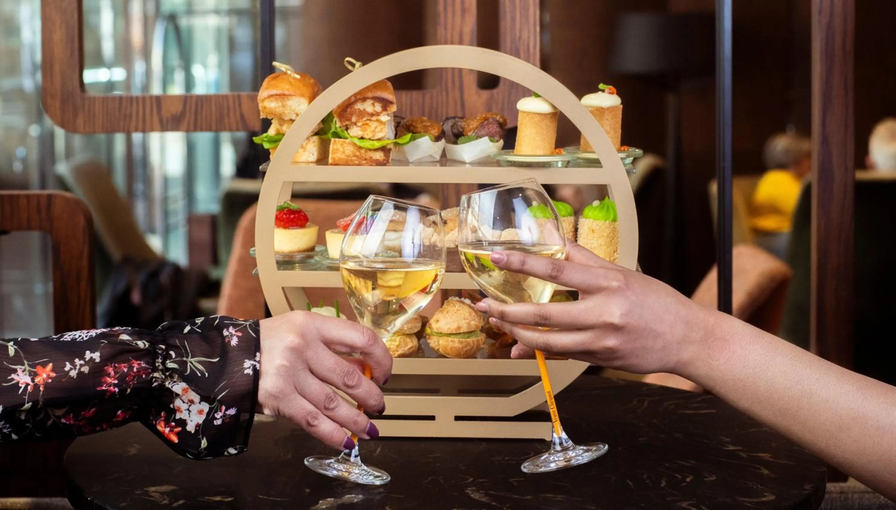 Lounge or bar in InterContinental Wellington by IHG