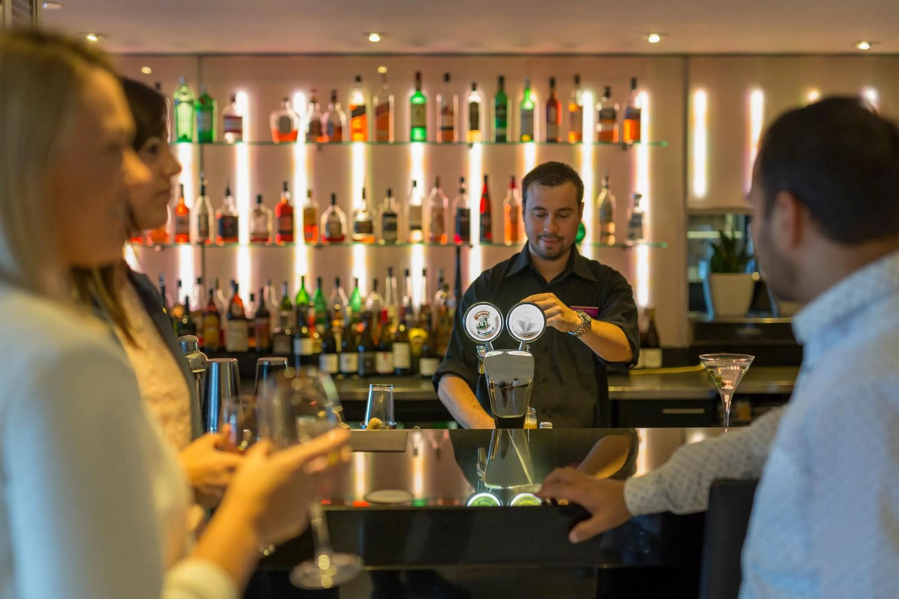 Lounge or bar in Crowne Plaza Queenstown by IHG