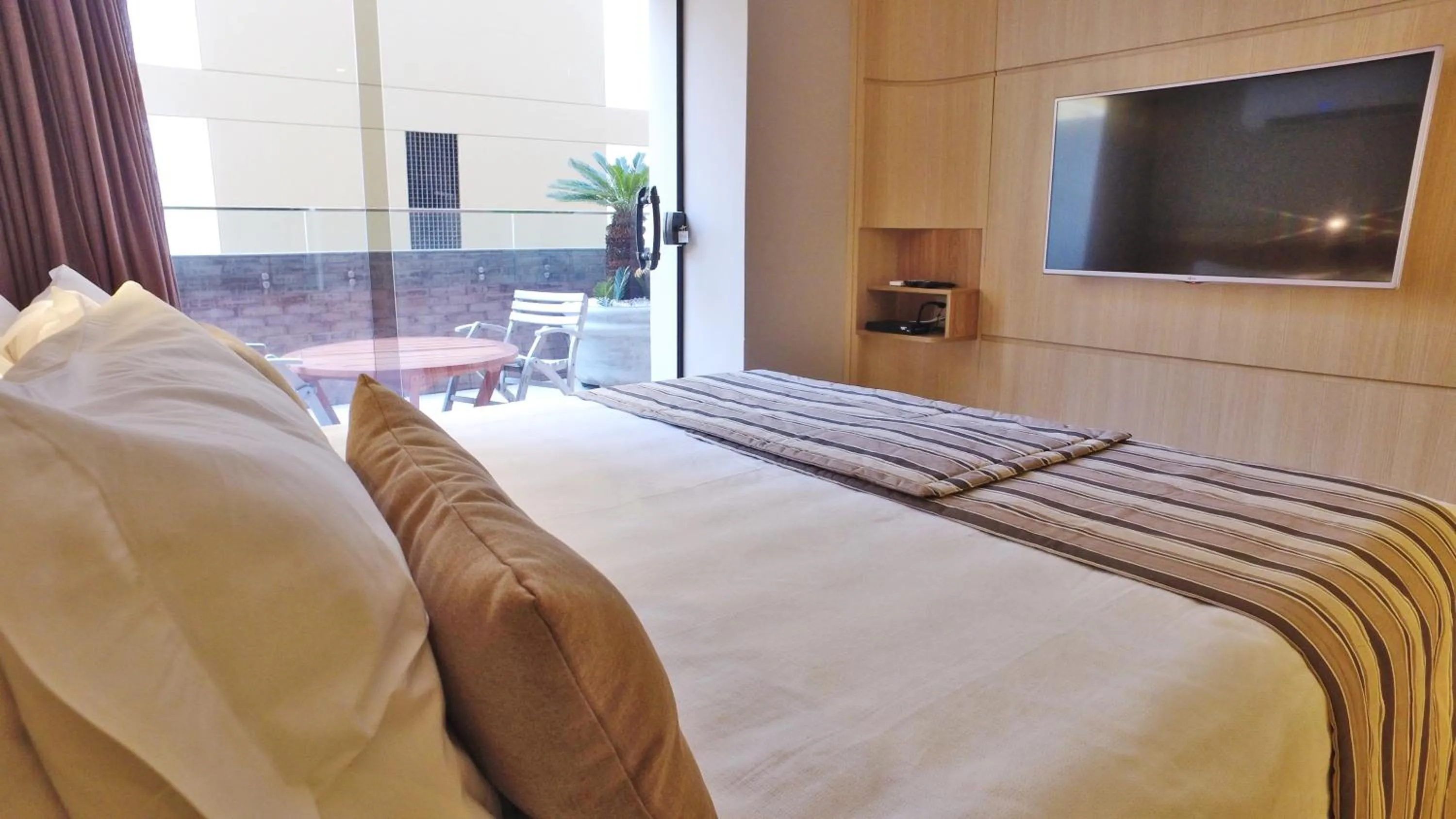 Bed in Ritz Copacabana Hotel