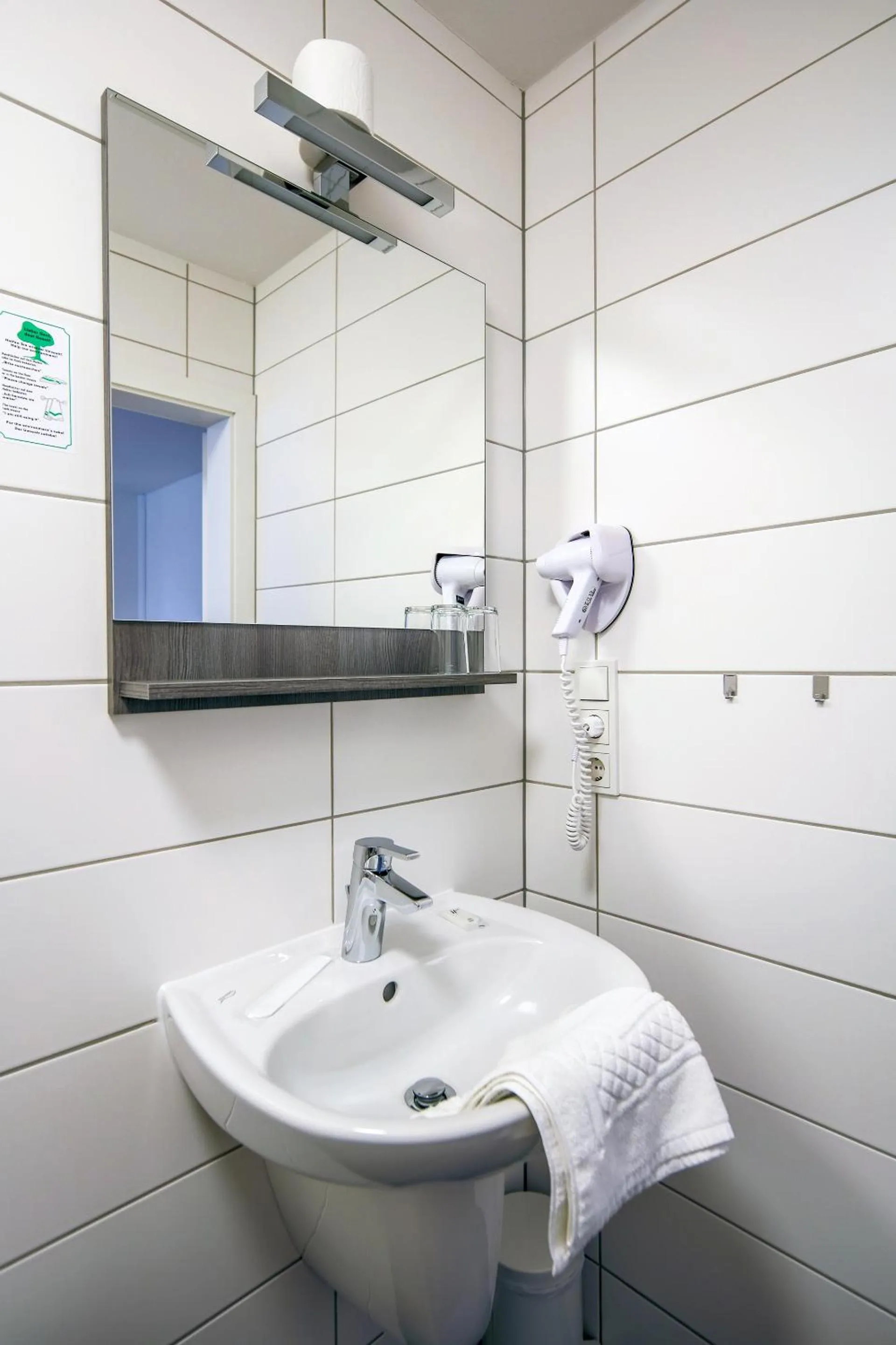 Toilet in Hotel Kleiner Markt