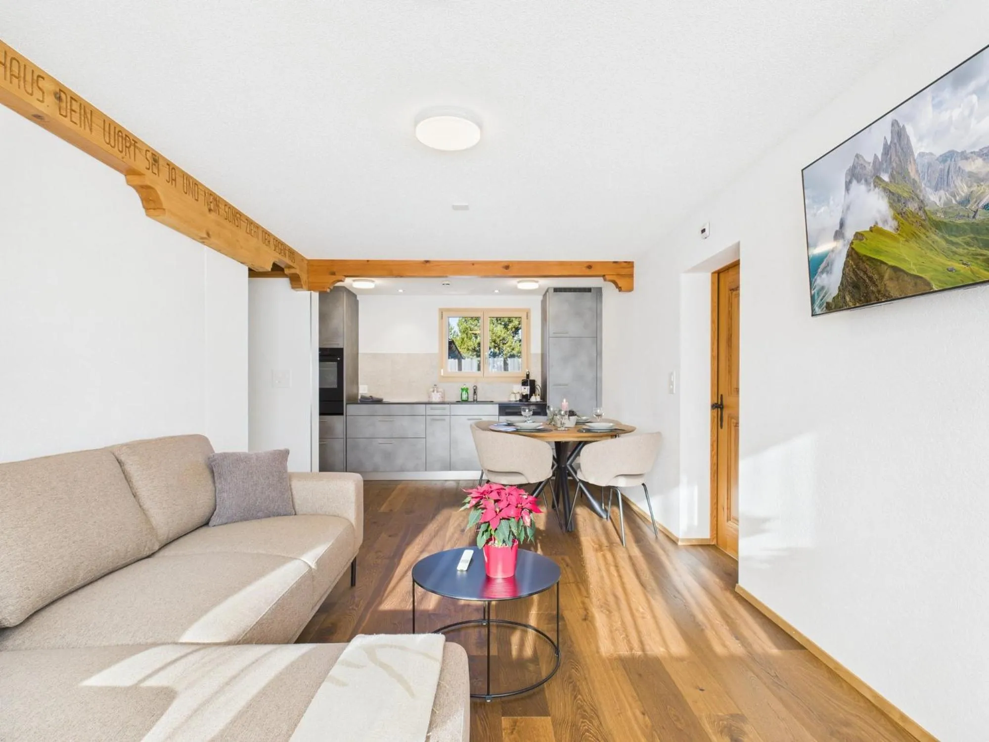 TV and multimedia in Bergblick Lodge - 3 Sterne Garni - Neueröffnung