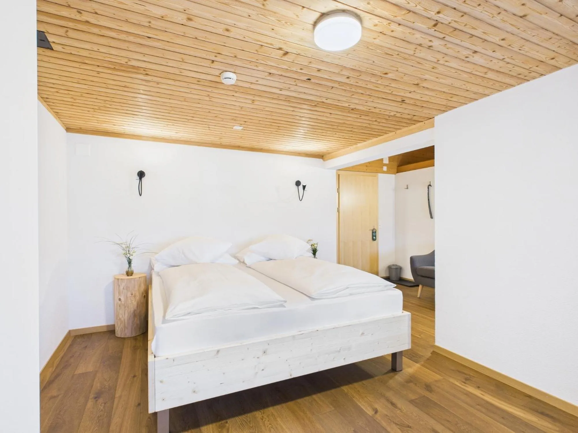 Bed in Bergblick Lodge - 3 Sterne Garni - Neueröffnung