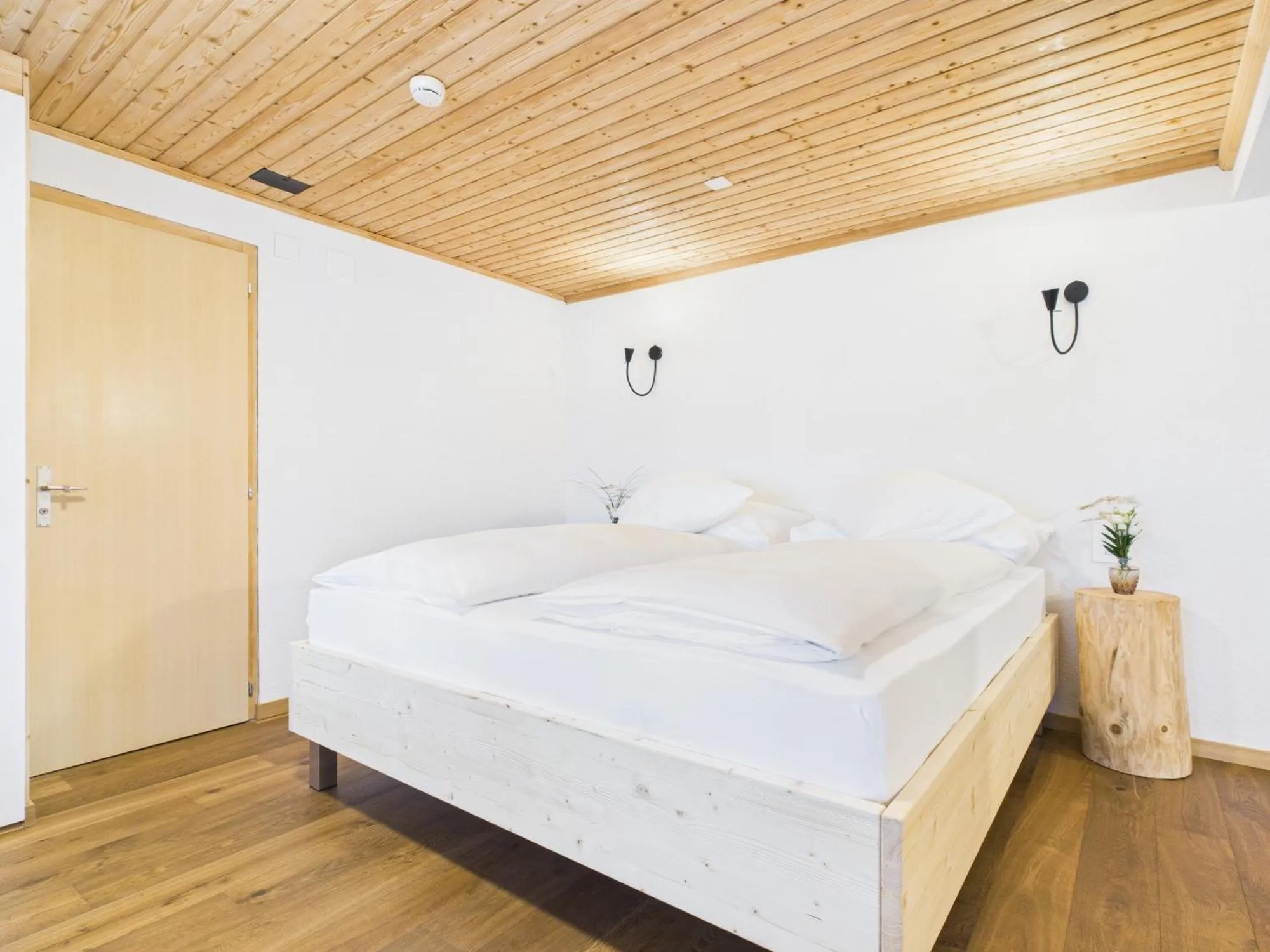 Bed in Bergblick Lodge - 3 Sterne Garni - Neueröffnung