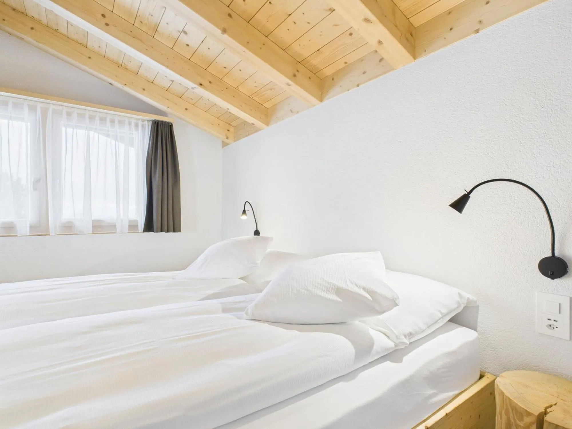 Bed in Bergblick Lodge - 3 Sterne Garni - Neueröffnung