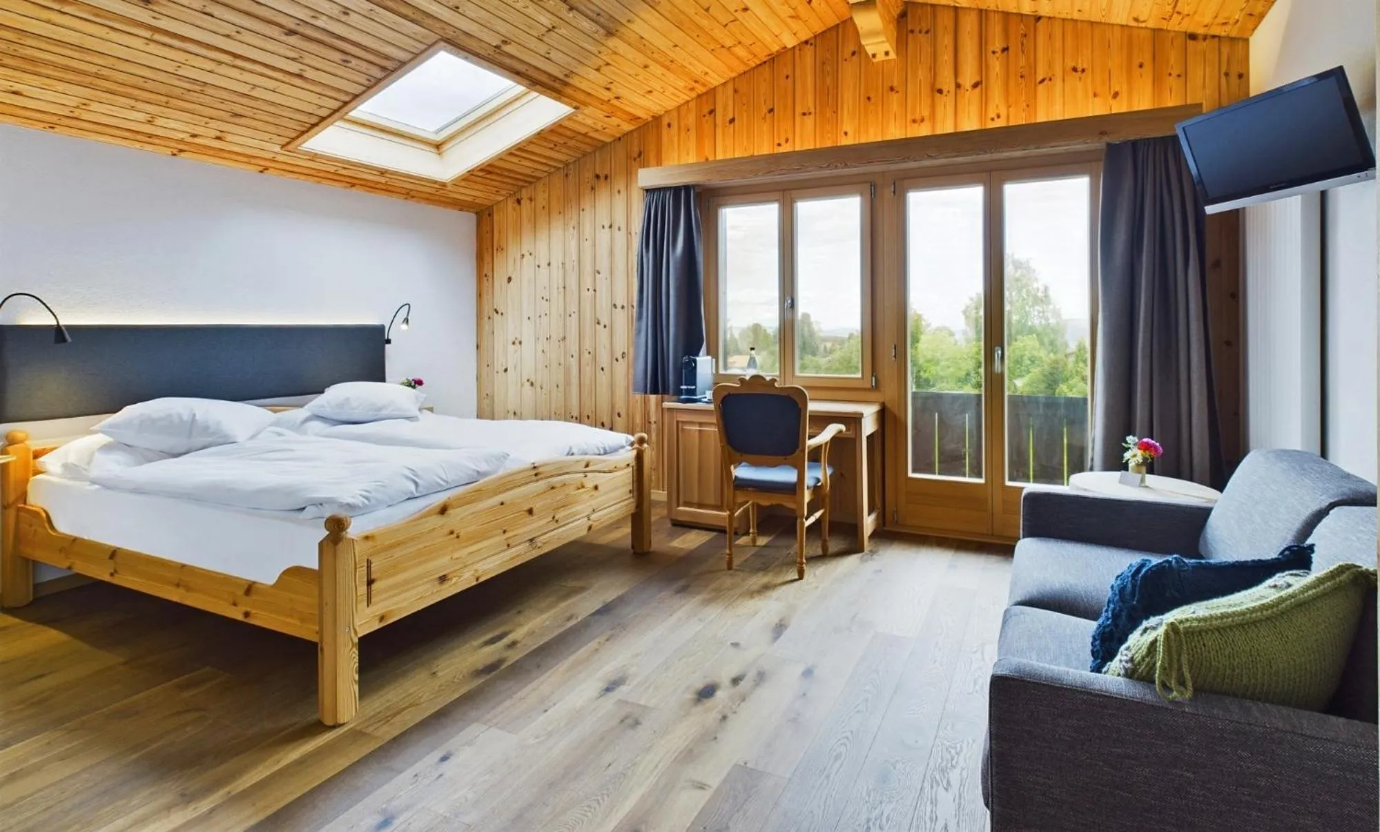 Bed in Bergblick Lodge - 3 Sterne Garni - Neueröffnung