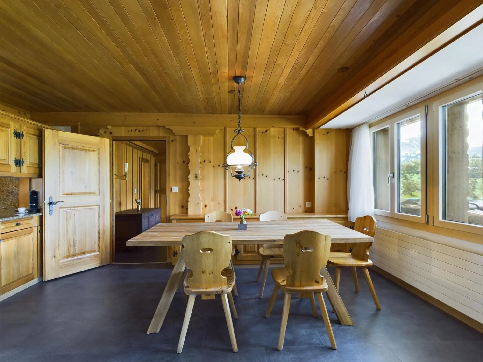 Dining area in Bergblick Lodge - 3 Sterne Garni - Neueröffnung