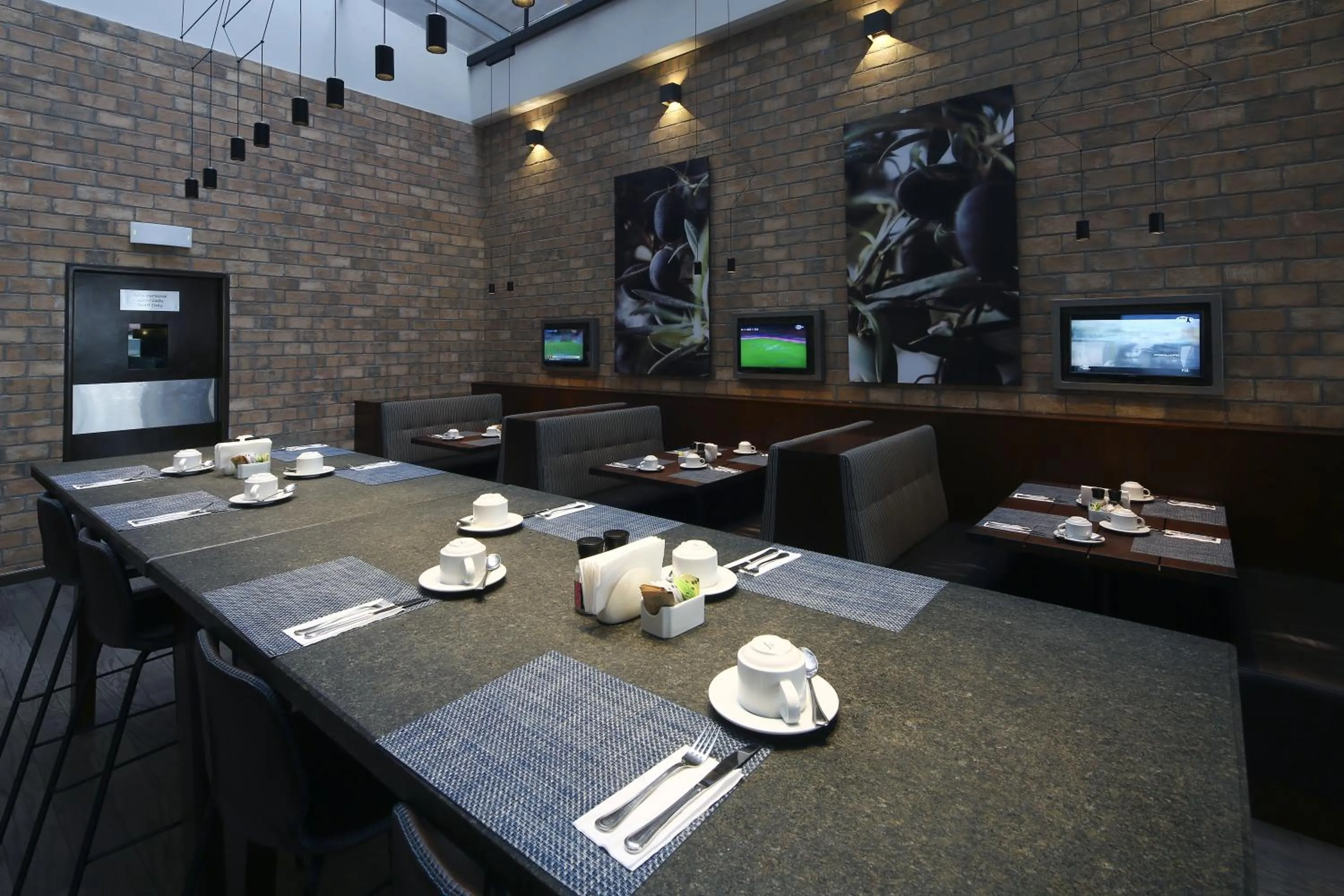 Restaurant/places to eat in Casa Andina Select Tacna